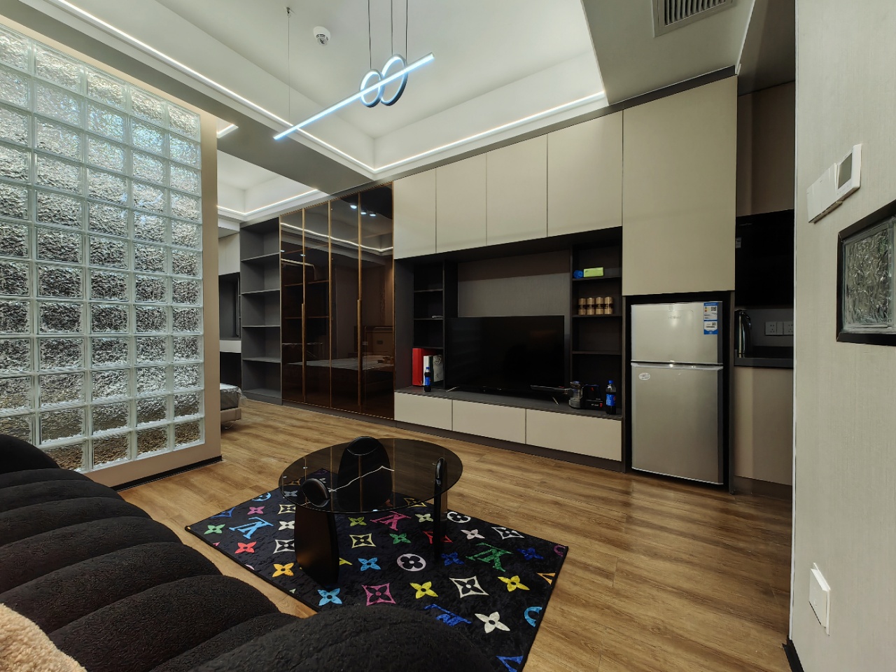 融冠乐城 1室0厅0卫 2000.0元/月 融冠乐城 1室0厅0卫 2000.0元/月室内图