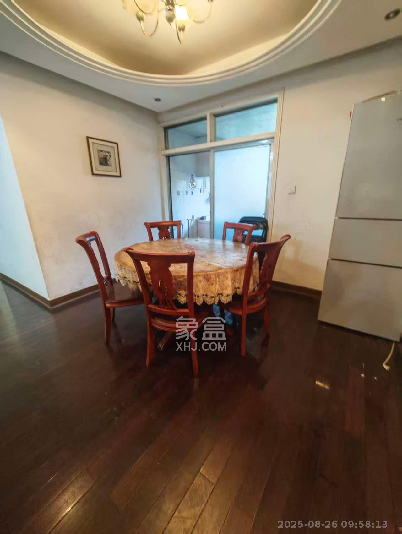 省工行家属楼 3室2厅2卫 3000.0元/月 省工行家属楼 3室2厅2卫 3000.0元/月室内图