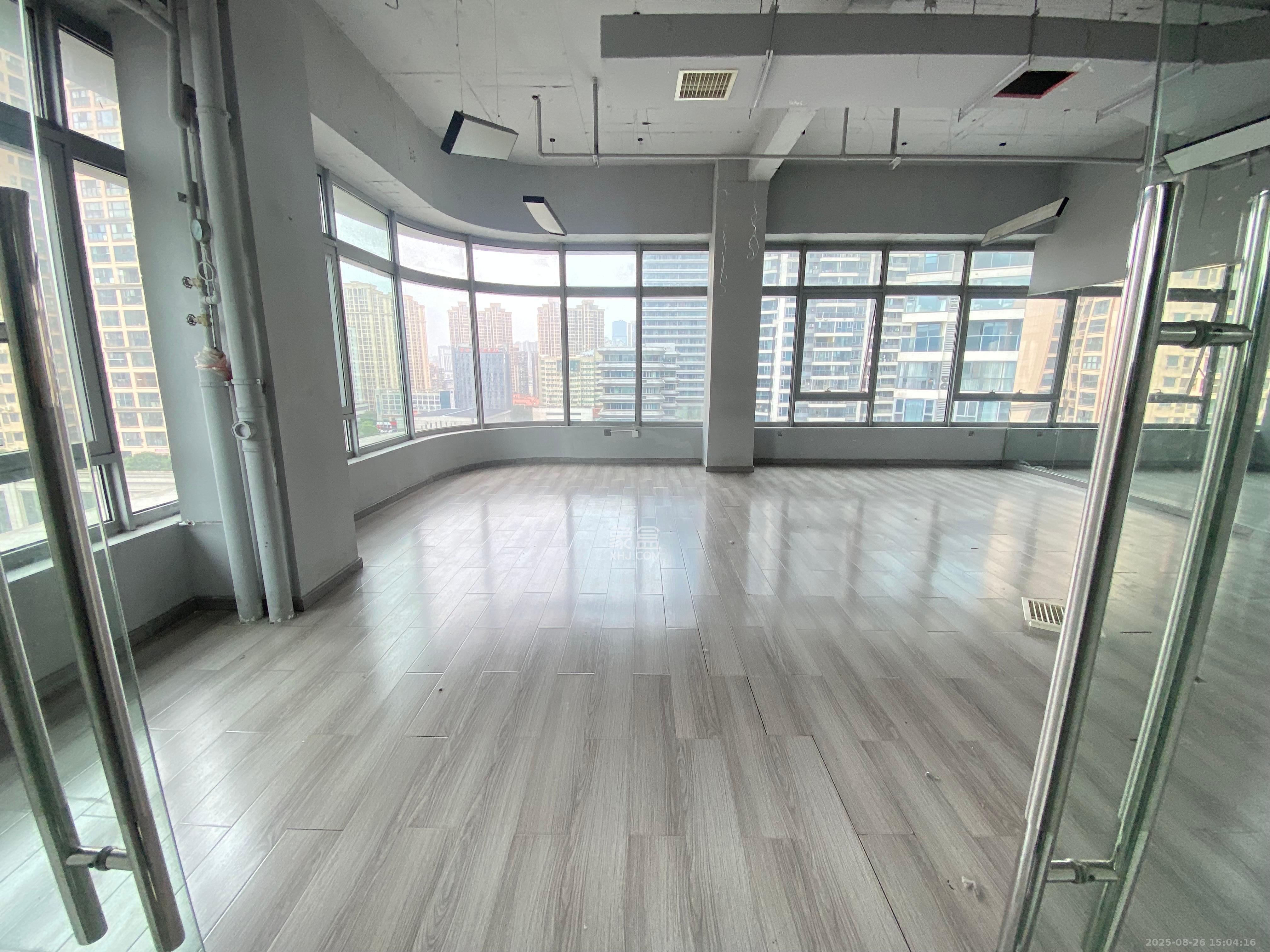 保利天禧EF区   165.58㎡      9000.0元/月室内图