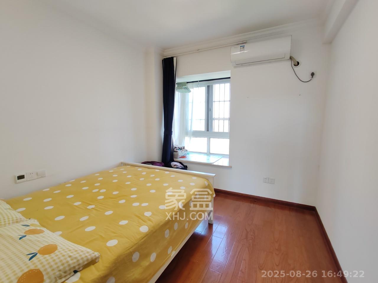 山水湾  4室2厅2卫    2200.0元/月 山水湾  4室2厅2卫    2200.0元/月室内图