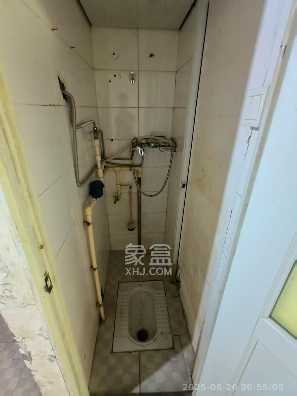 向韶村  1室1厅1卫    3980.0元/月室内图