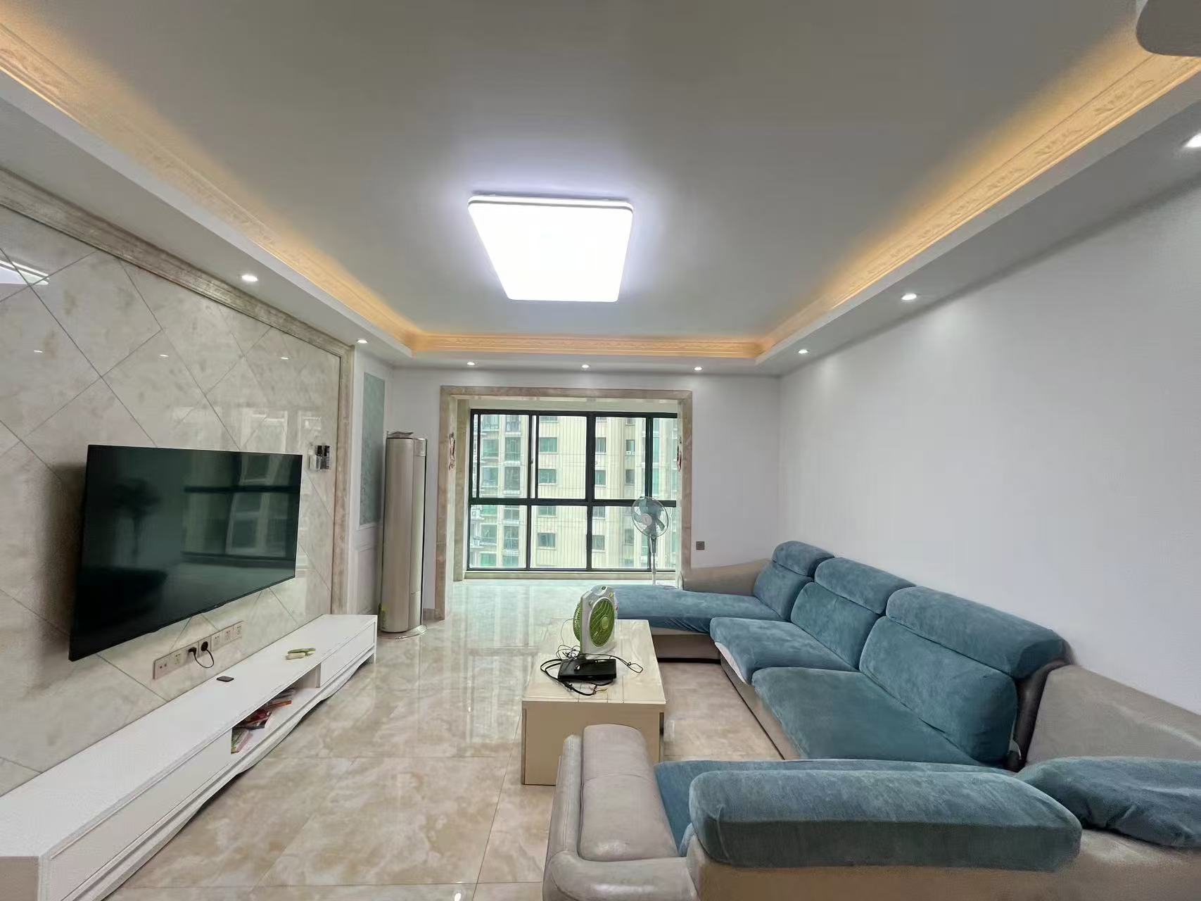 水映豪廷(一,二,三期) 3室1厅1卫 2600.0元/月 水映豪廷(一,二,三期) 3室1厅1卫 2600.0元/月室内图