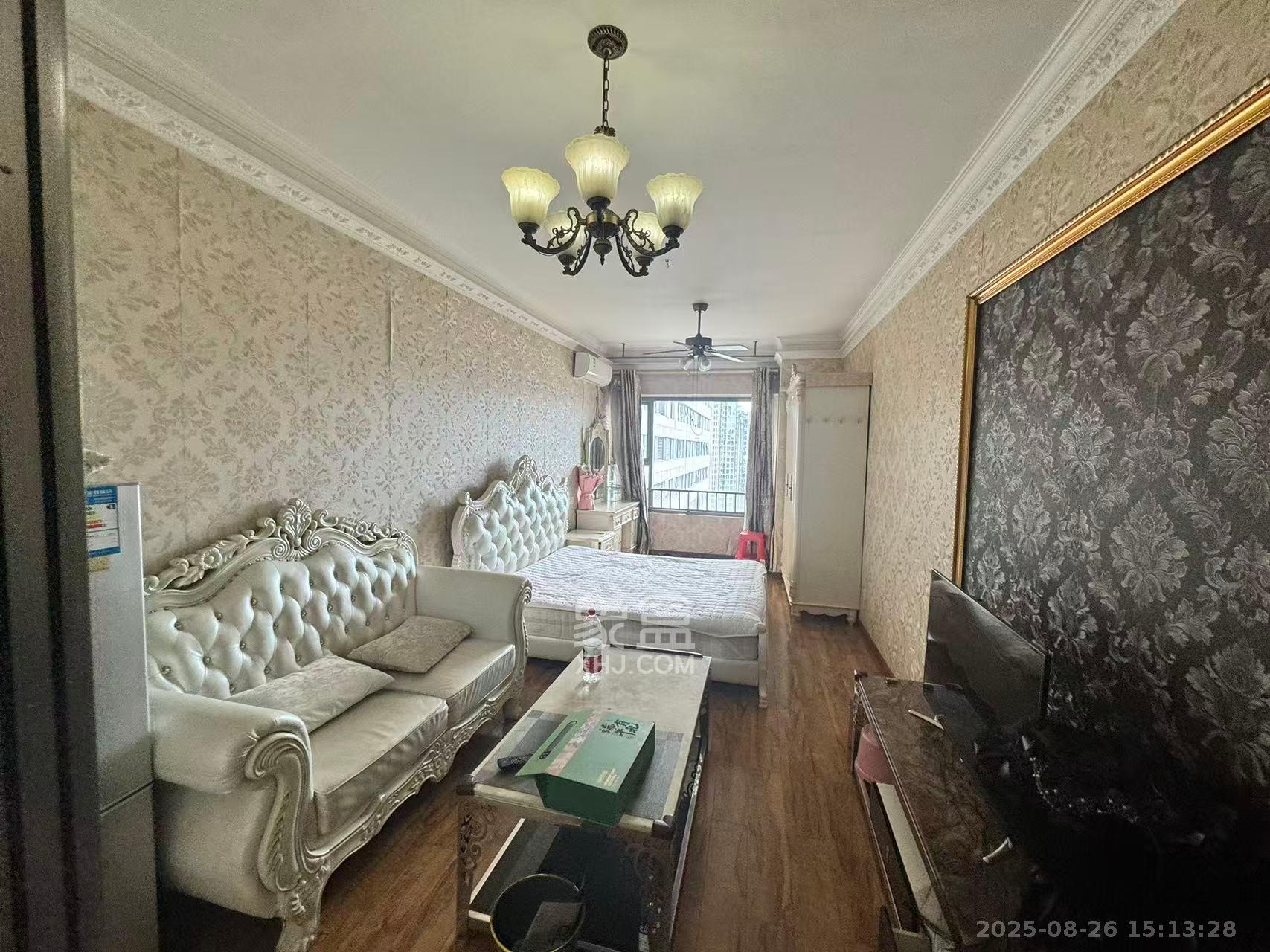 东怡外国（南湖一号)  1室1厅1卫    1600.0元/月