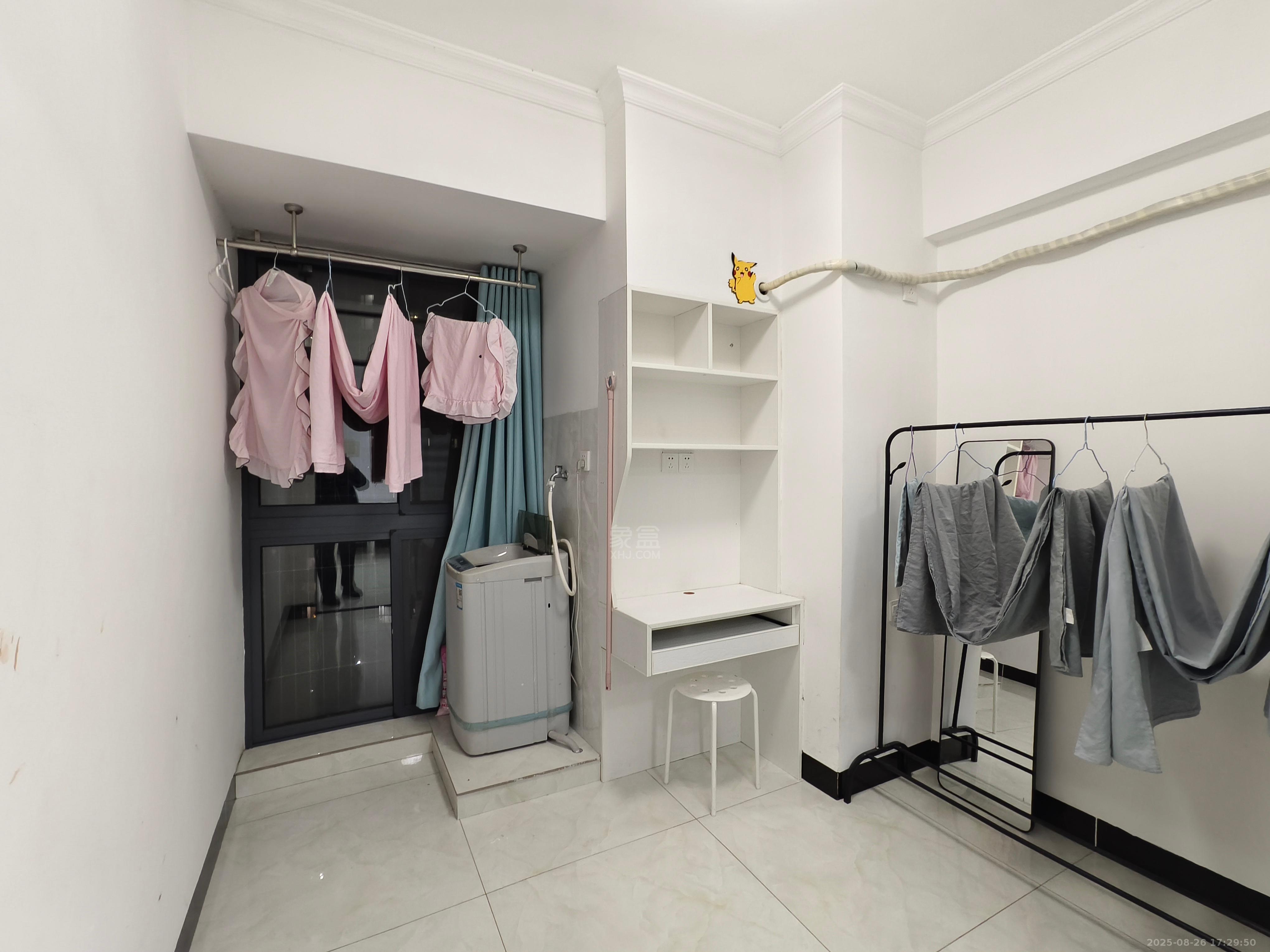 中建御山和苑  1室1厅1卫    1600.0元/月室内图