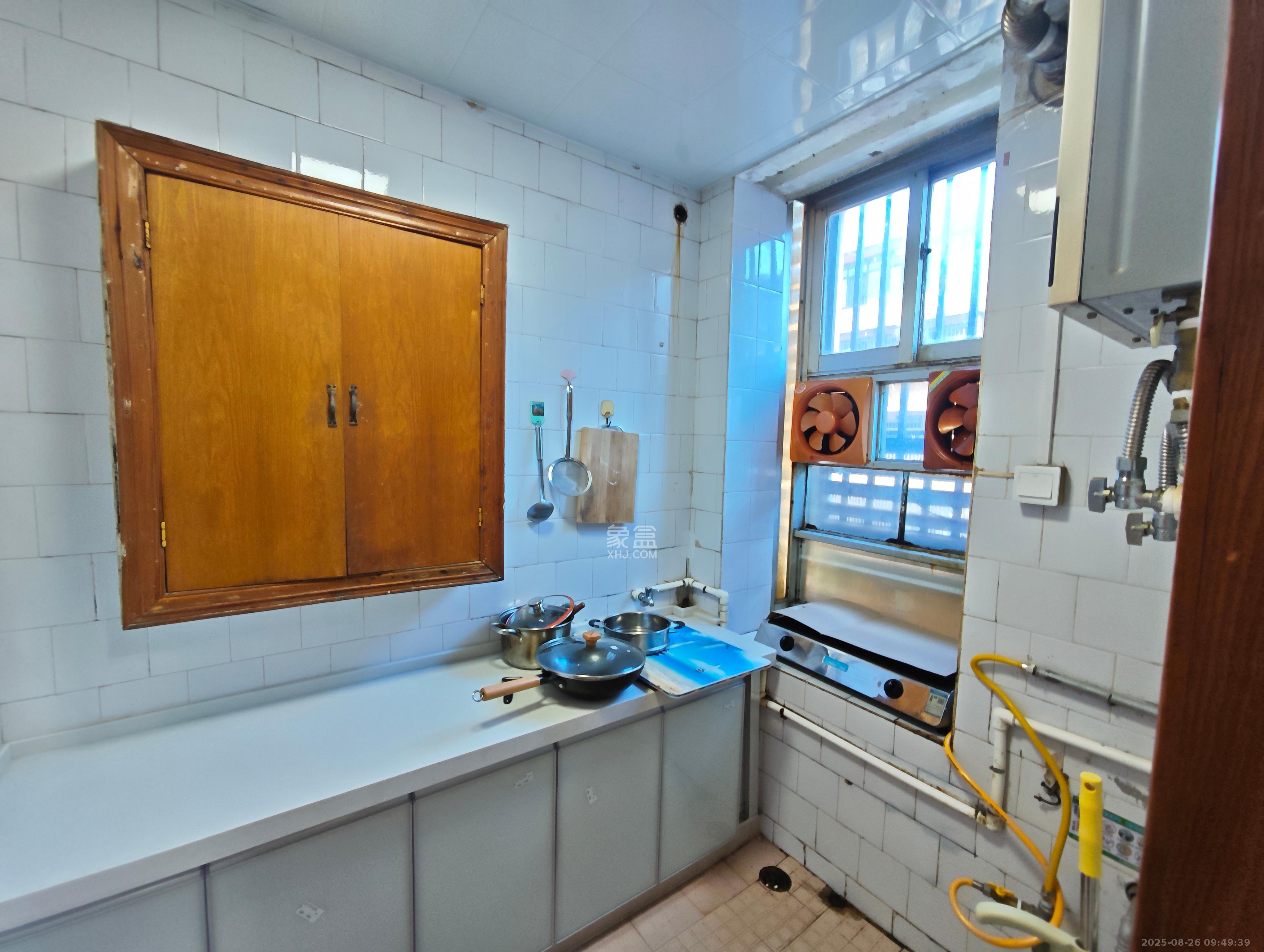 群芳园  2室1厅1卫    1500.0元/月室内图