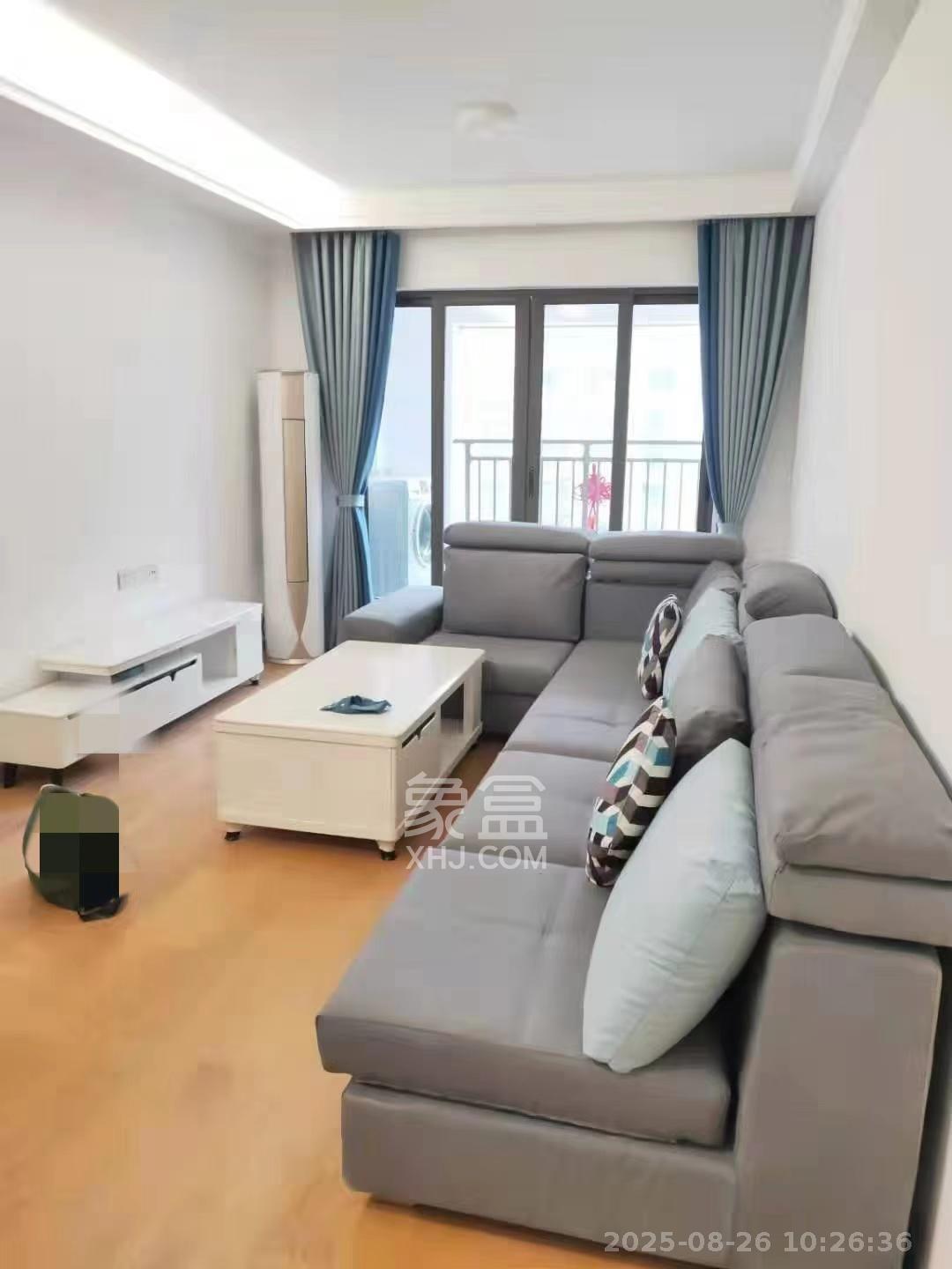 阳光城尚东湾青柠园 3室2厅1卫 2400.0元/月 阳光城尚东湾青柠园 3室2厅1卫 2400.0元/月室内图