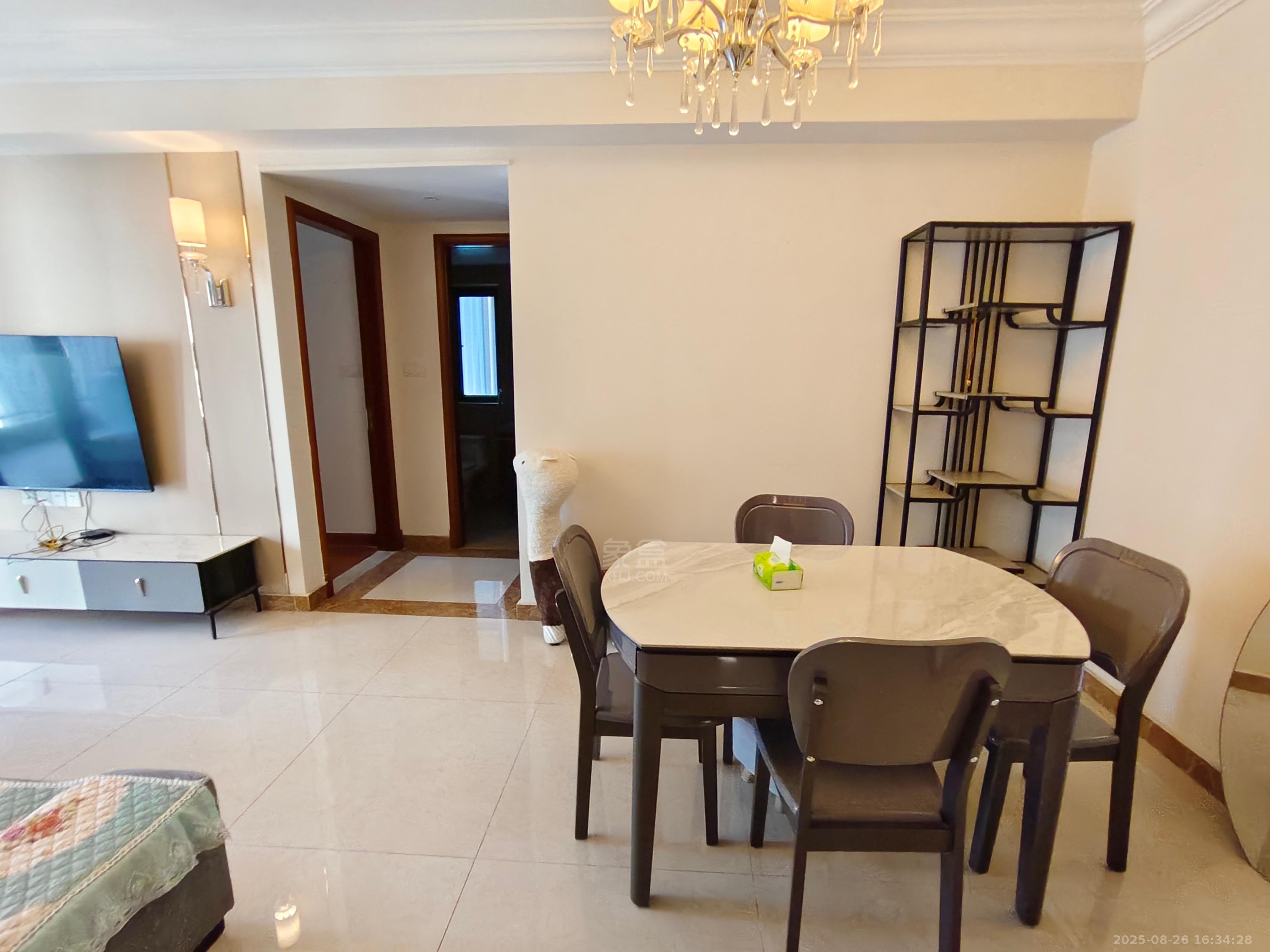 恒大华府  3室2厅2卫    2200.0元/月室内图