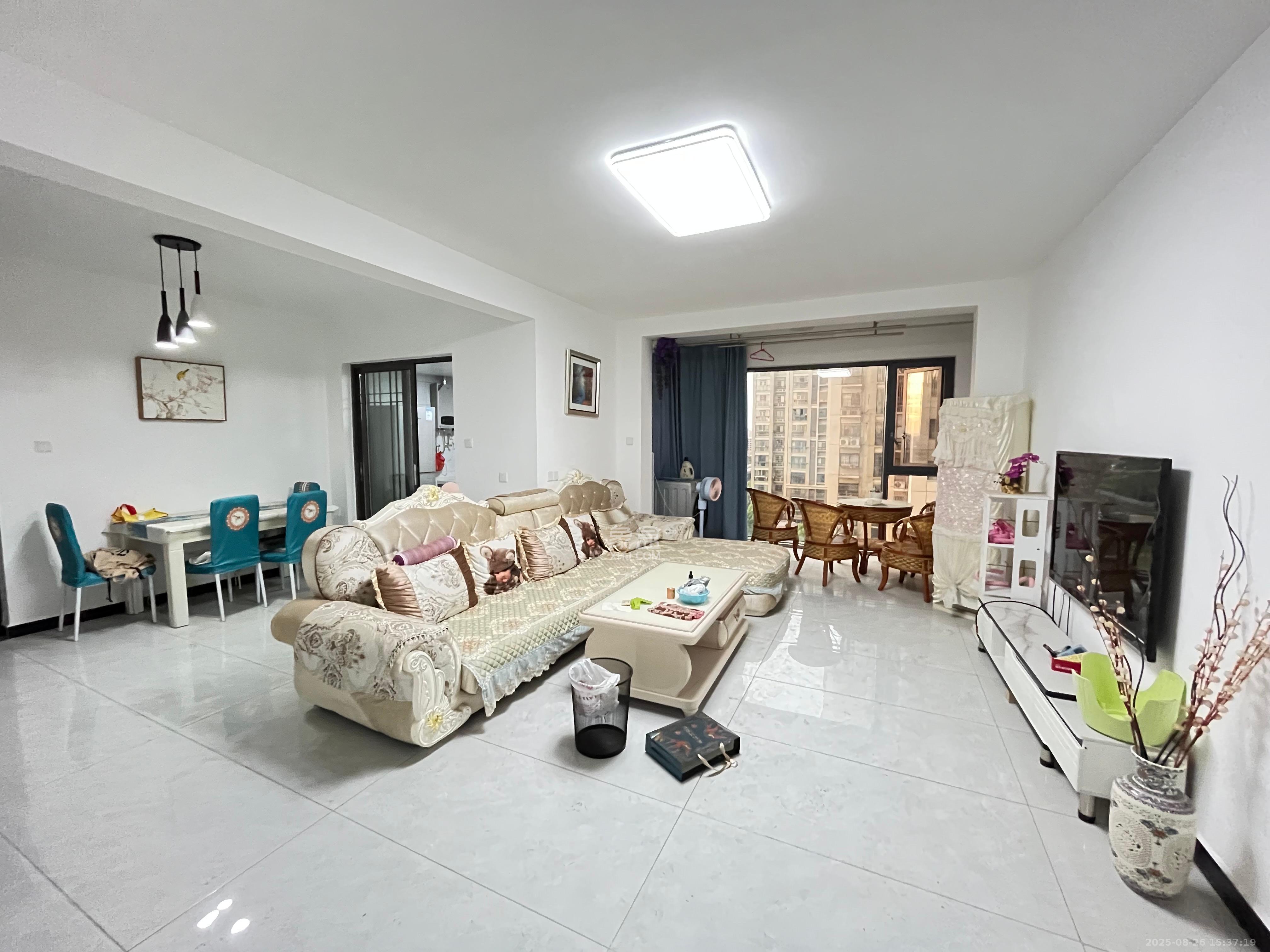 鑫天格林香山 1室0厅0卫 2000.0元/月 鑫天格林香山 1室0厅0卫 2000.0元/月室内图