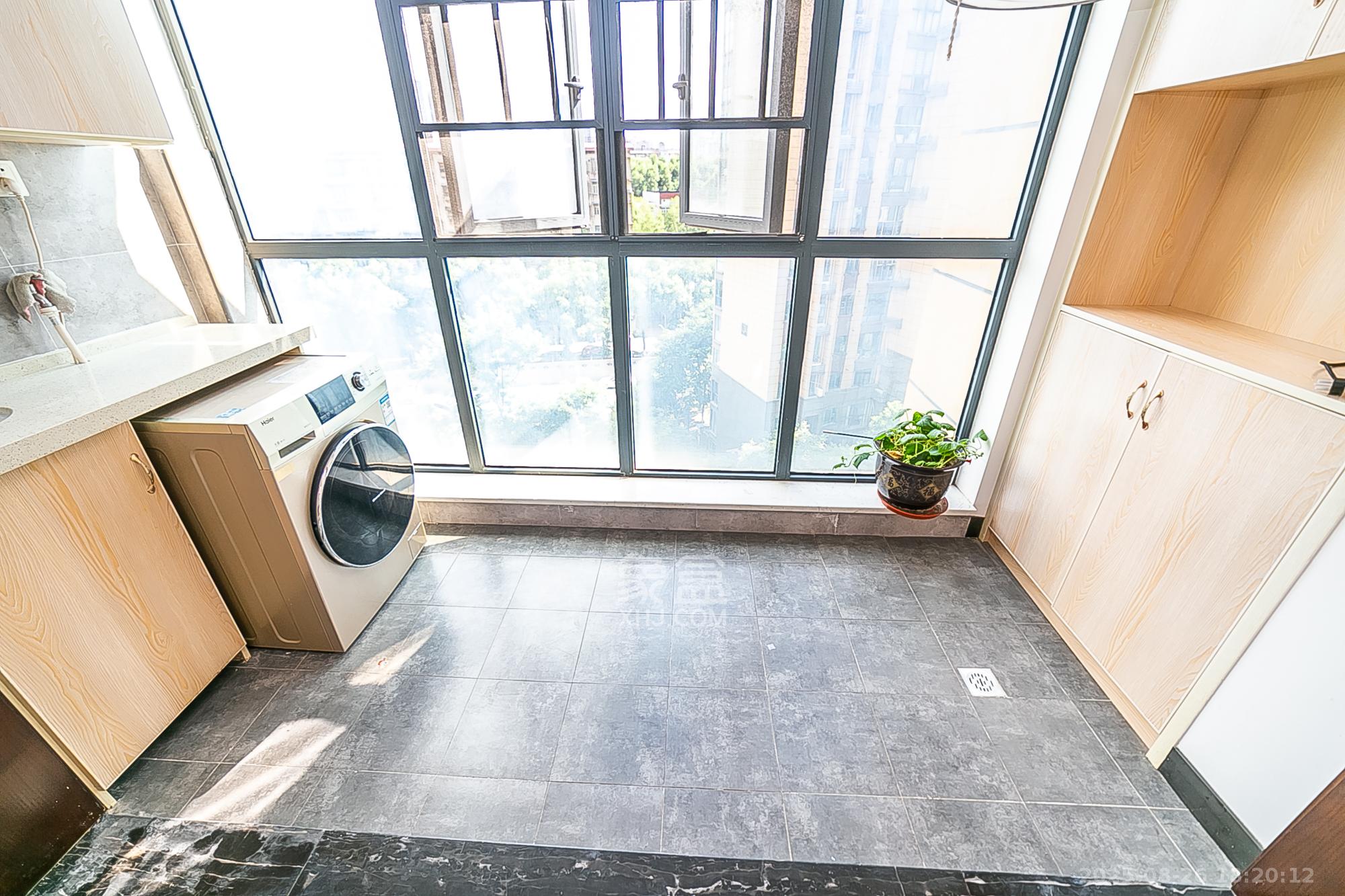 荣盛花语书苑  3室1厅1卫    85.0万其他