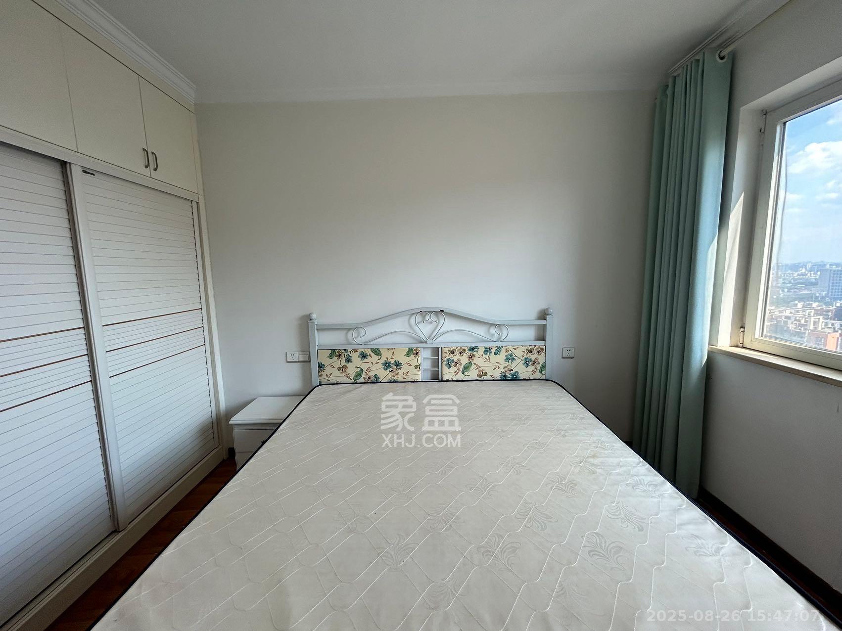 北辰三角洲E4区  3室2厅1卫    3300.0元/月 北辰三角洲E4区  3室2厅1卫    3300.0元/月室内图