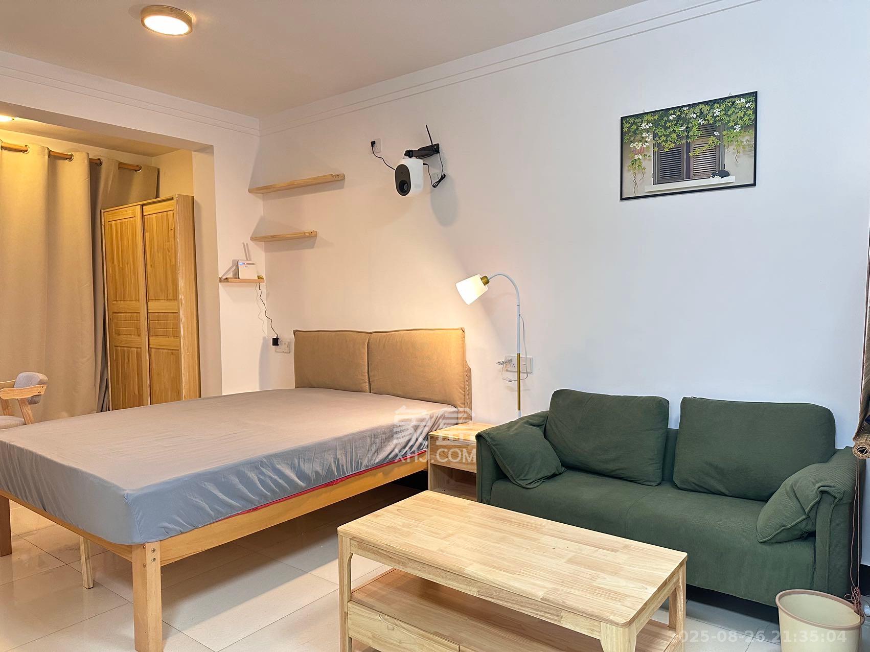 御景龙城  1室1厅1卫    1300.0元/月