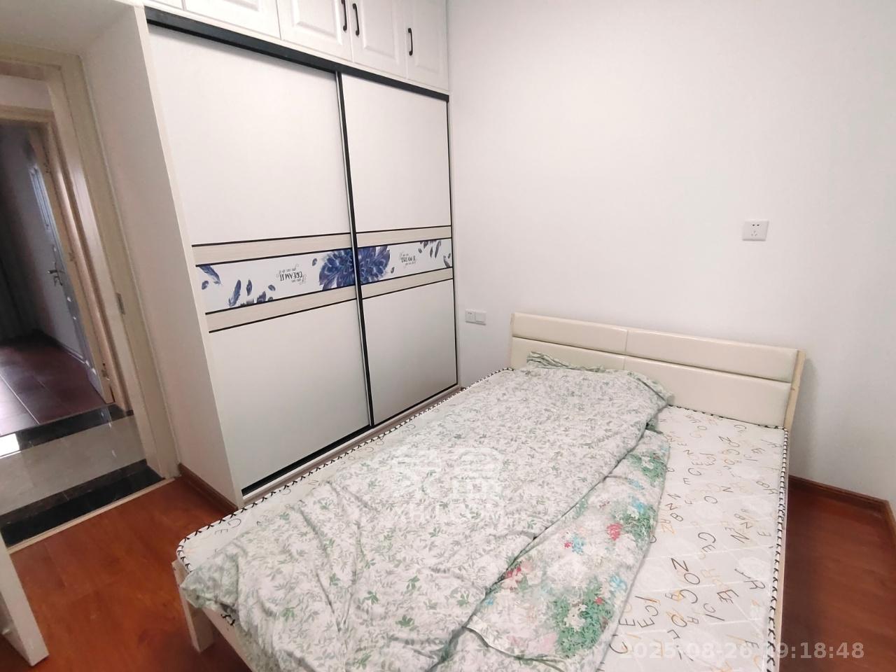 半山壹号  4室2厅2卫   3300.00元/月室内图