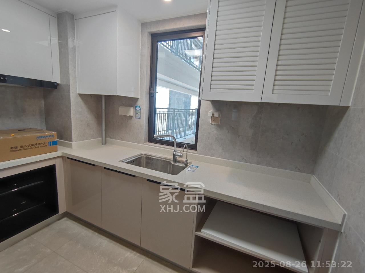 龙湖日盛奕境 3室2厅2卫 2200.0元/月 龙湖日盛奕境 3室2厅2卫 2200.0元/月室内图