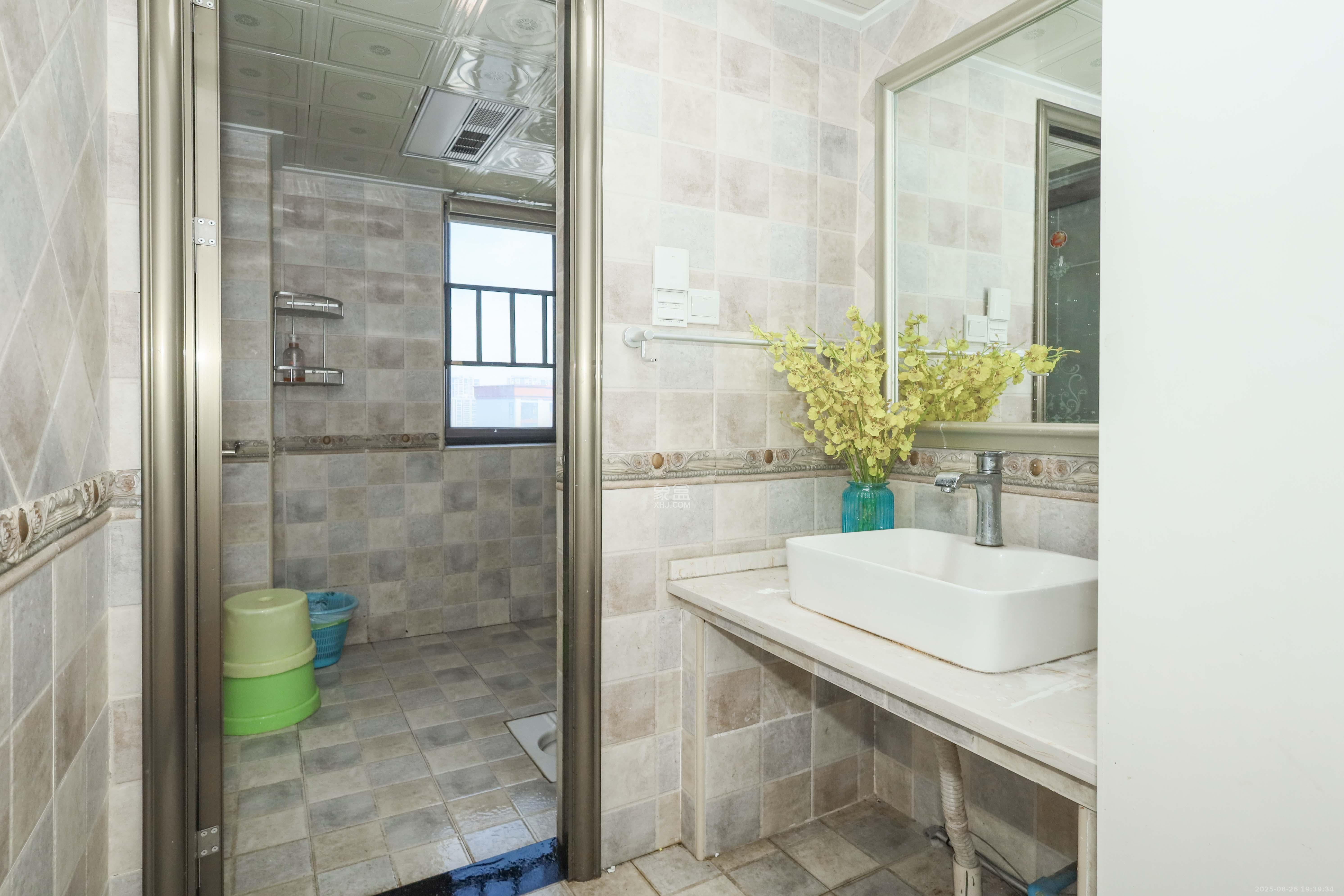 梅溪鑫苑名家  3室2厅2卫    98.0万 梅溪鑫苑名家  3室2厅2卫    98.0万卫生间