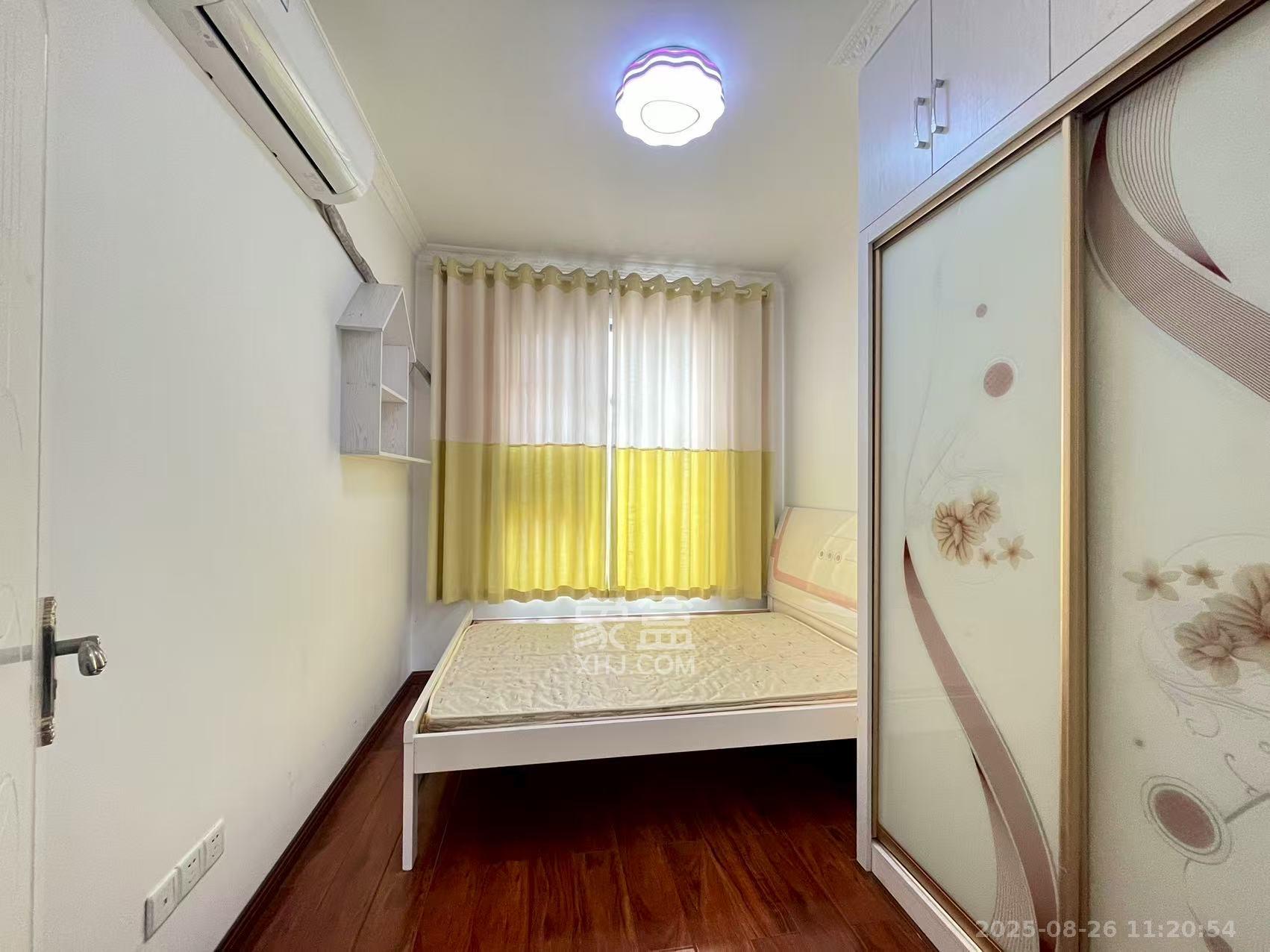 荣盛花语馨苑  3室2厅1卫    2600.0元/月 荣盛花语馨苑  3室2厅1卫    2600.0元/月室内图