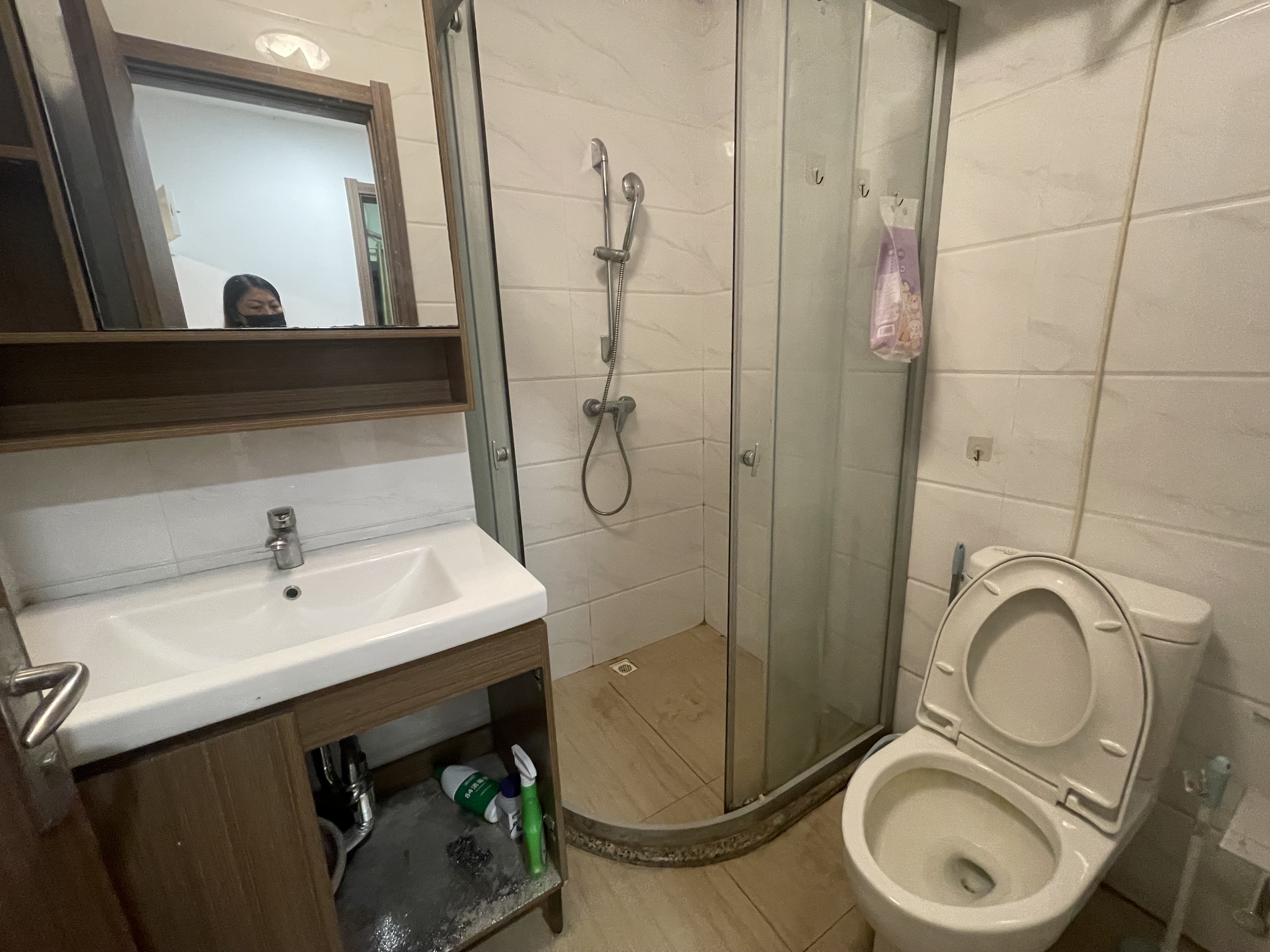 碧桂园一、二期(中央首府) 3室1厅1卫 2300.0元/月 碧桂园一、二期(中央首府) 3室1厅1卫 2300.0元/月室内图