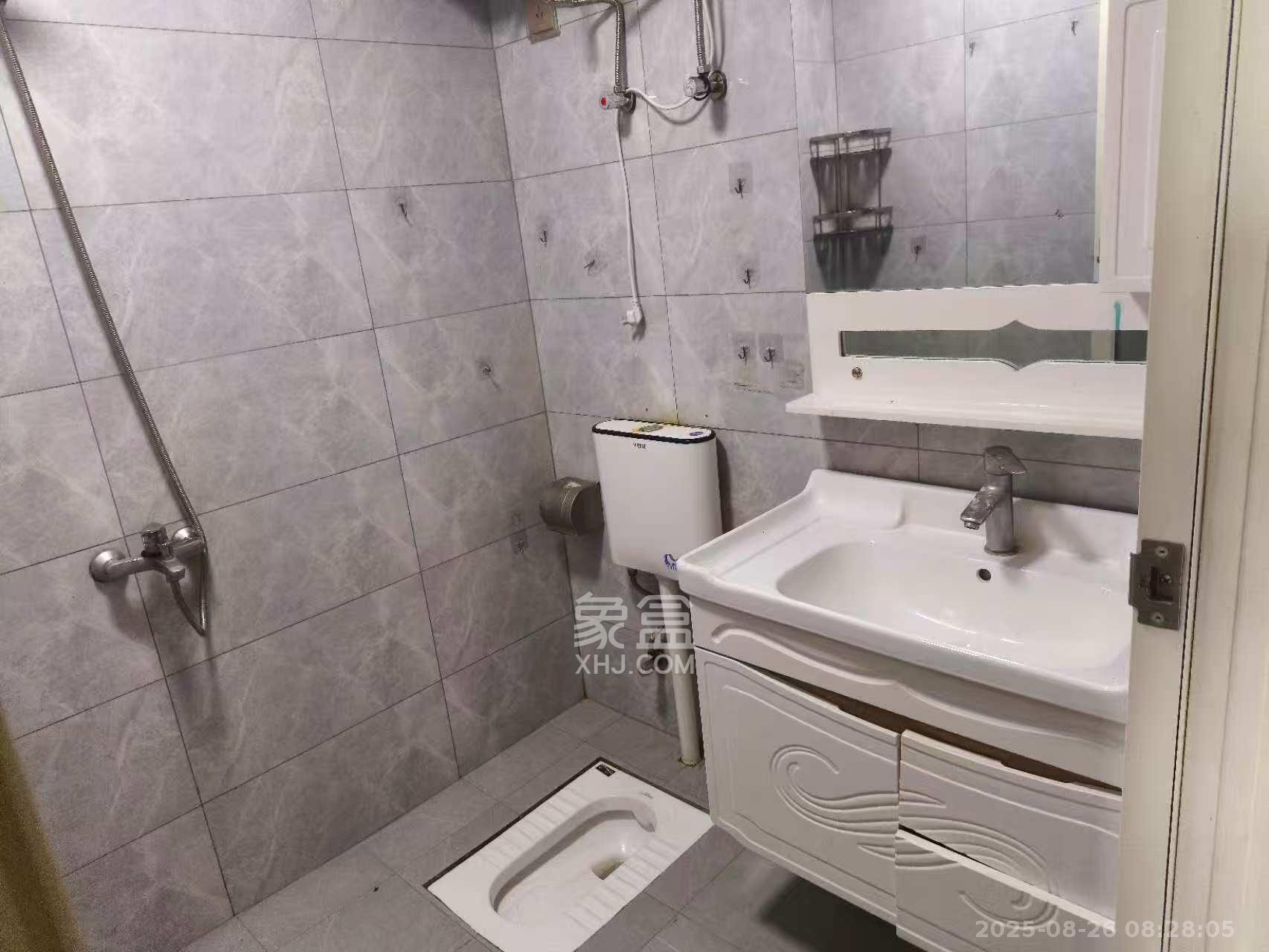 中茂城 1室1厅1卫 1300.0元/月 中茂城 1室1厅1卫 1300.0元/月室内图