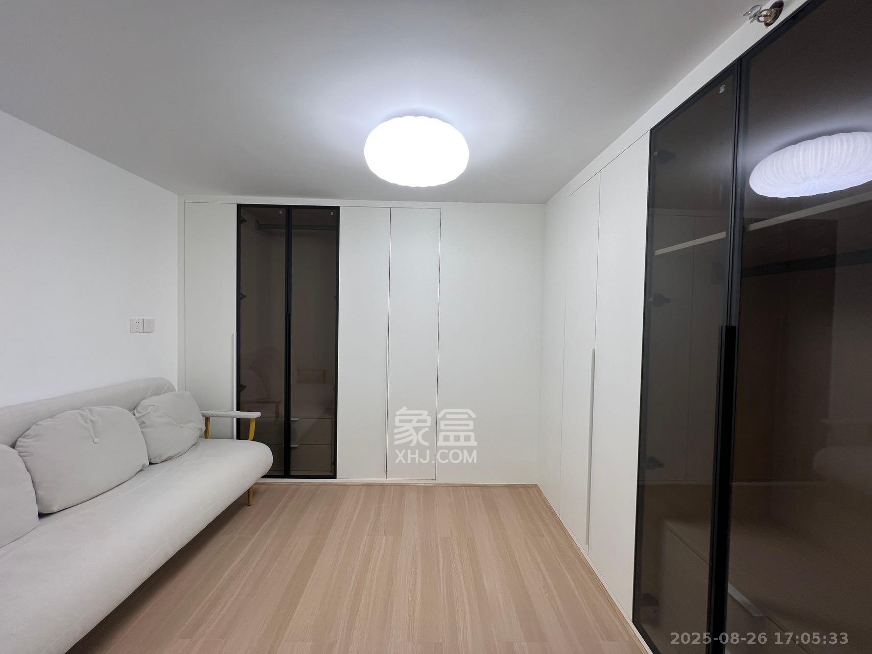 时代MOMA云PARK  2室1厅1卫    2800.0元/月 时代MOMA云PARK  2室1厅1卫    2800.0元/月室内图