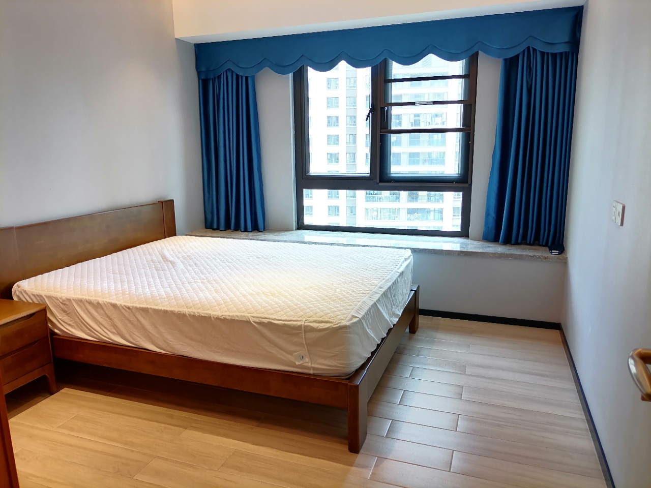 融创海口一号 4室2厅2卫 5300.0元/月 融创海口一号 4室2厅2卫 5300.0元/月室内图