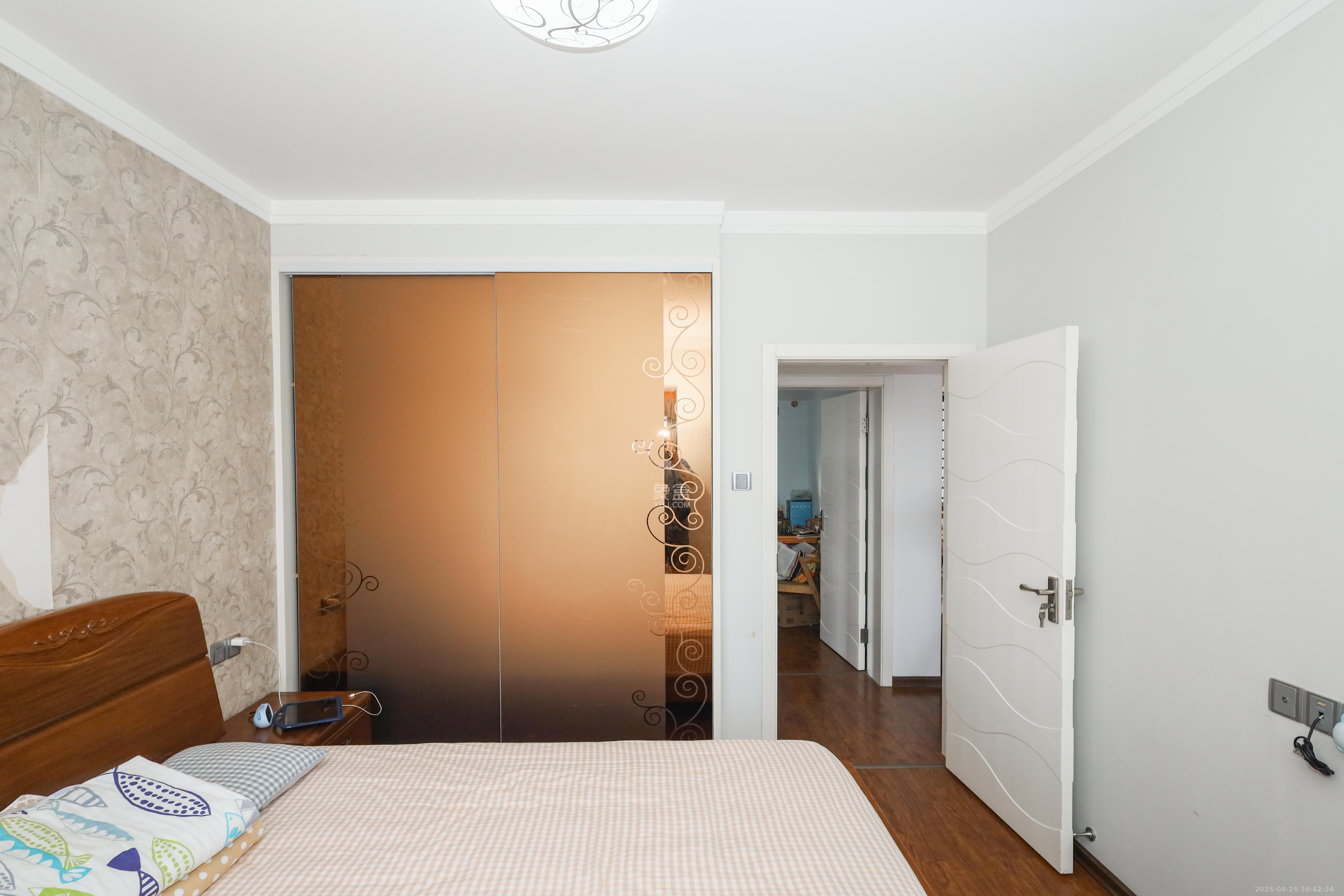 保利麓谷林语F区  3室2厅1卫    83.0万卧室