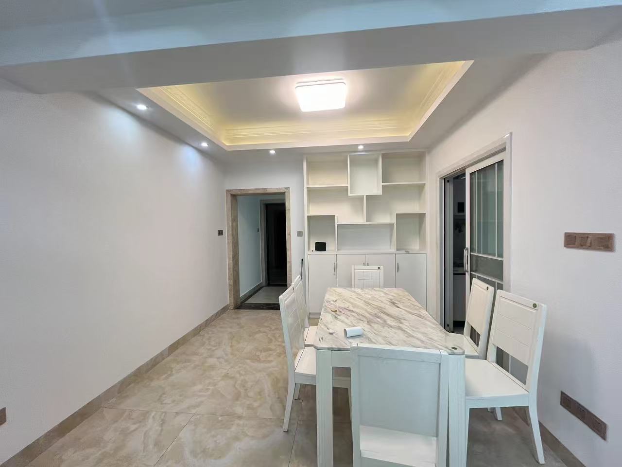 水映豪廷(一,二,三期) 3室1厅1卫 2600.0元/月 水映豪廷(一,二,三期) 3室1厅1卫 2600.0元/月室内图