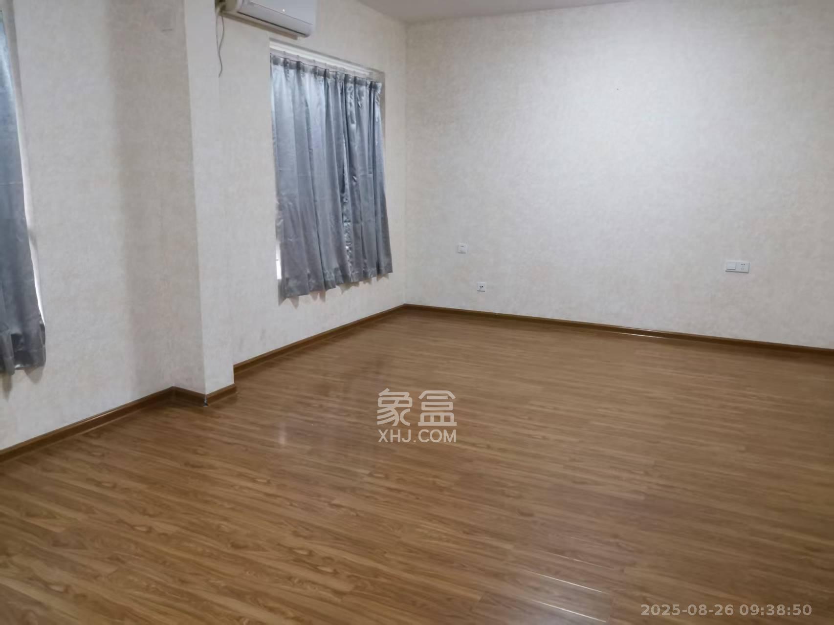 银桂苑  5室2厅1卫   3500.00元/月室内图