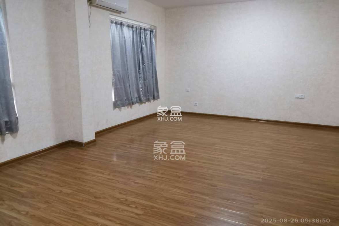 银桂苑  5室2厅1卫    3500.0元/月 银桂苑  5室2厅1卫    3500.0元/月室内图