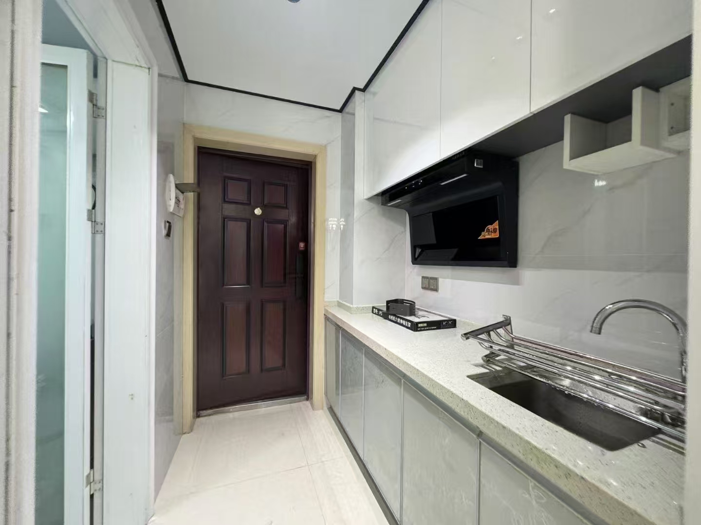 世纪名城 1室0厅0卫 1300.0元/月 世纪名城 1室0厅0卫 1300.0元/月室内图