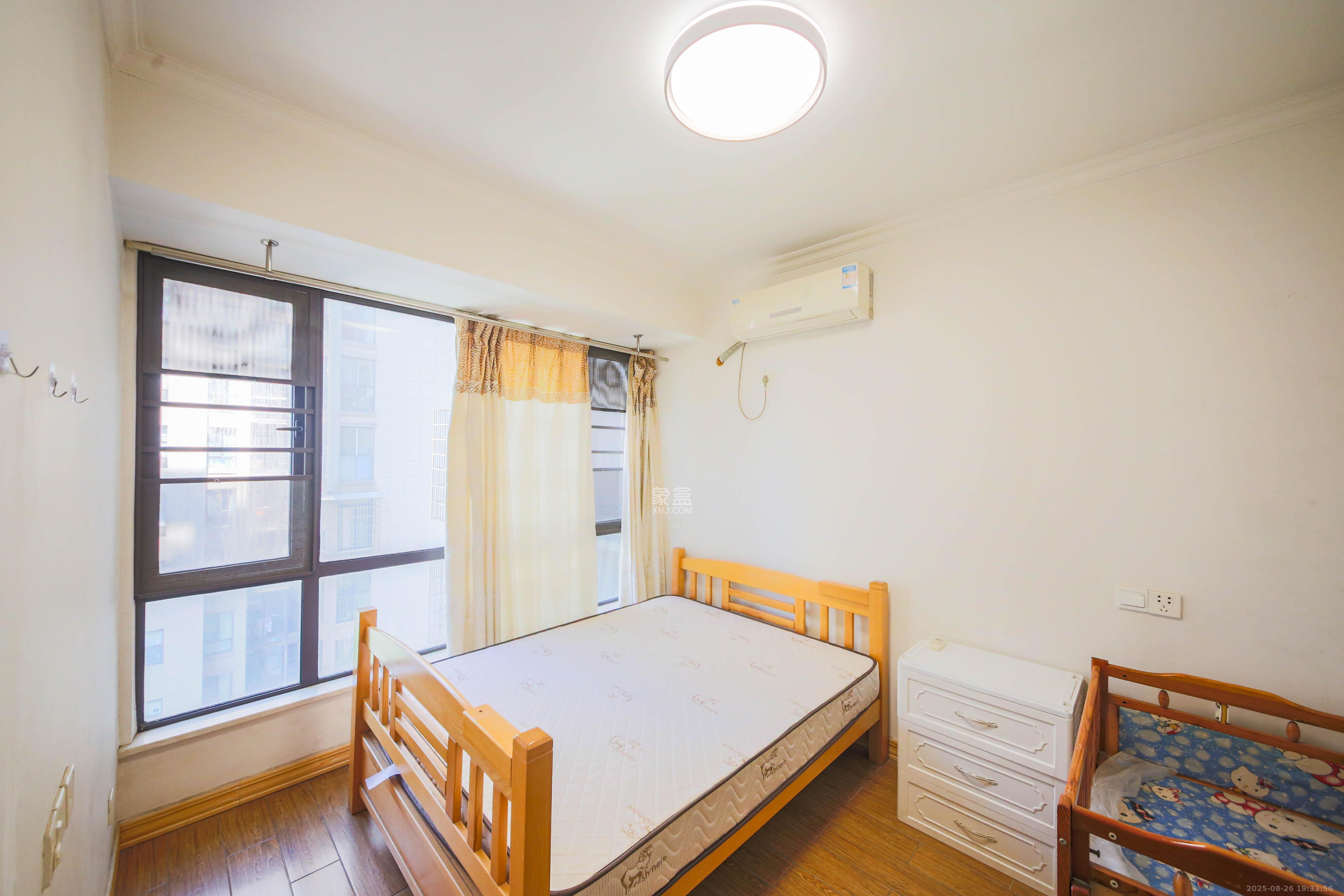 文景领秀  2室2厅1卫    75.0万 文景领秀  2室2厅1卫    75.0万卧室