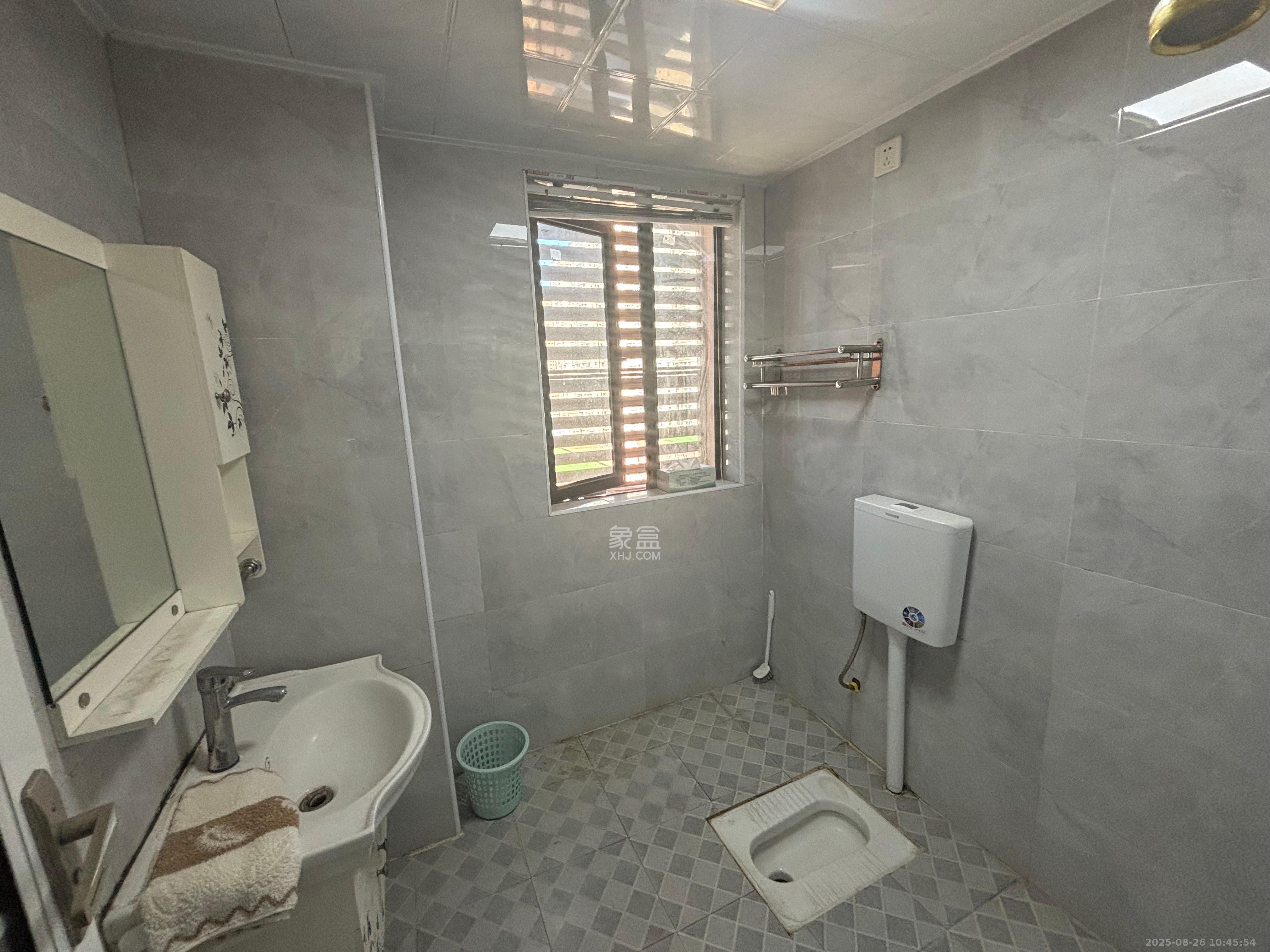 联晟大厦 3室2厅2卫 3000.0元/月 联晟大厦 3室2厅2卫 3000.0元/月室内图