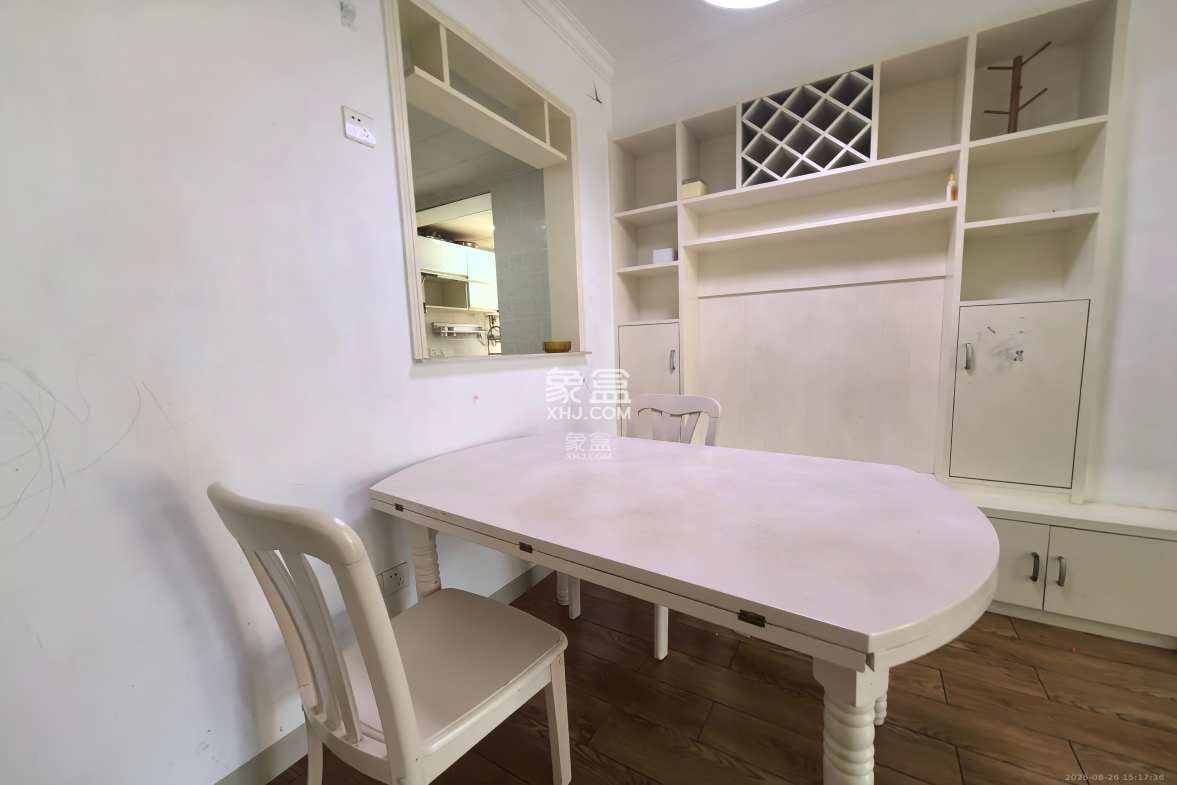 华润凤凰城三期  2室2厅1卫    2000.0元/月 华润凤凰城三期  2室2厅1卫    2000.0元/月室内图