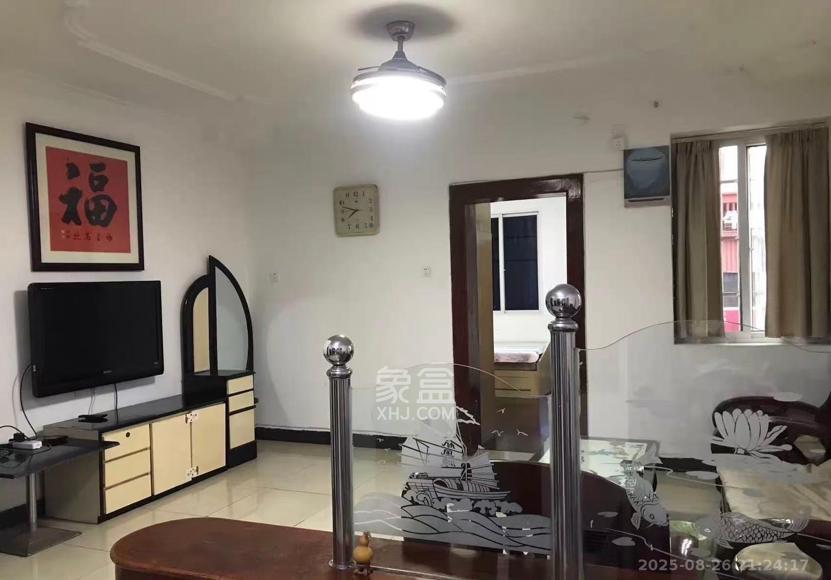 井湾子中学教职工宿舍 2室1厅1卫 1500.0元/月 井湾子中学教职工宿舍 2室1厅1卫 1500.0元/月室内图