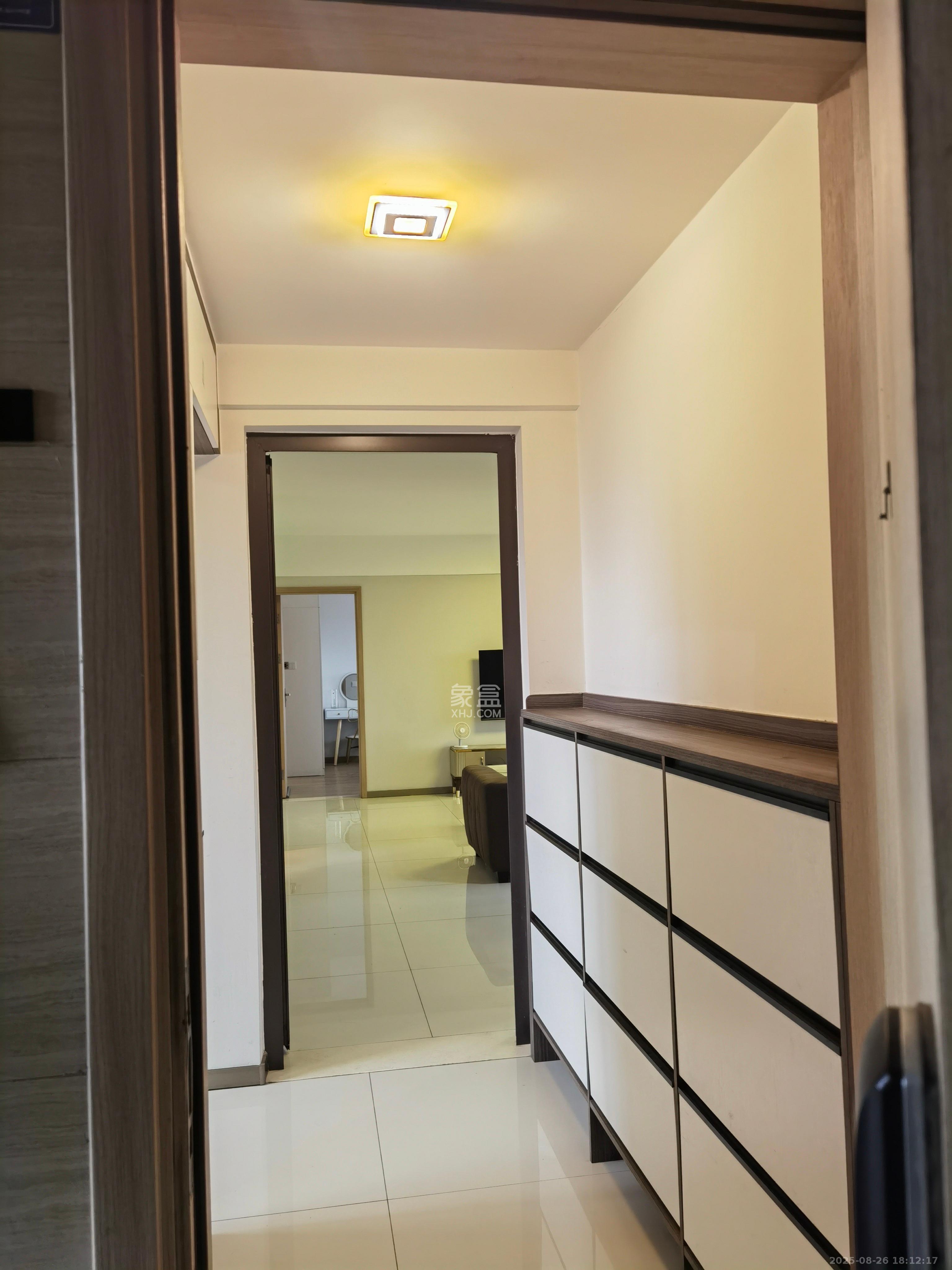 时代倾城五期  3室2厅2卫    2600.0元/月室内图