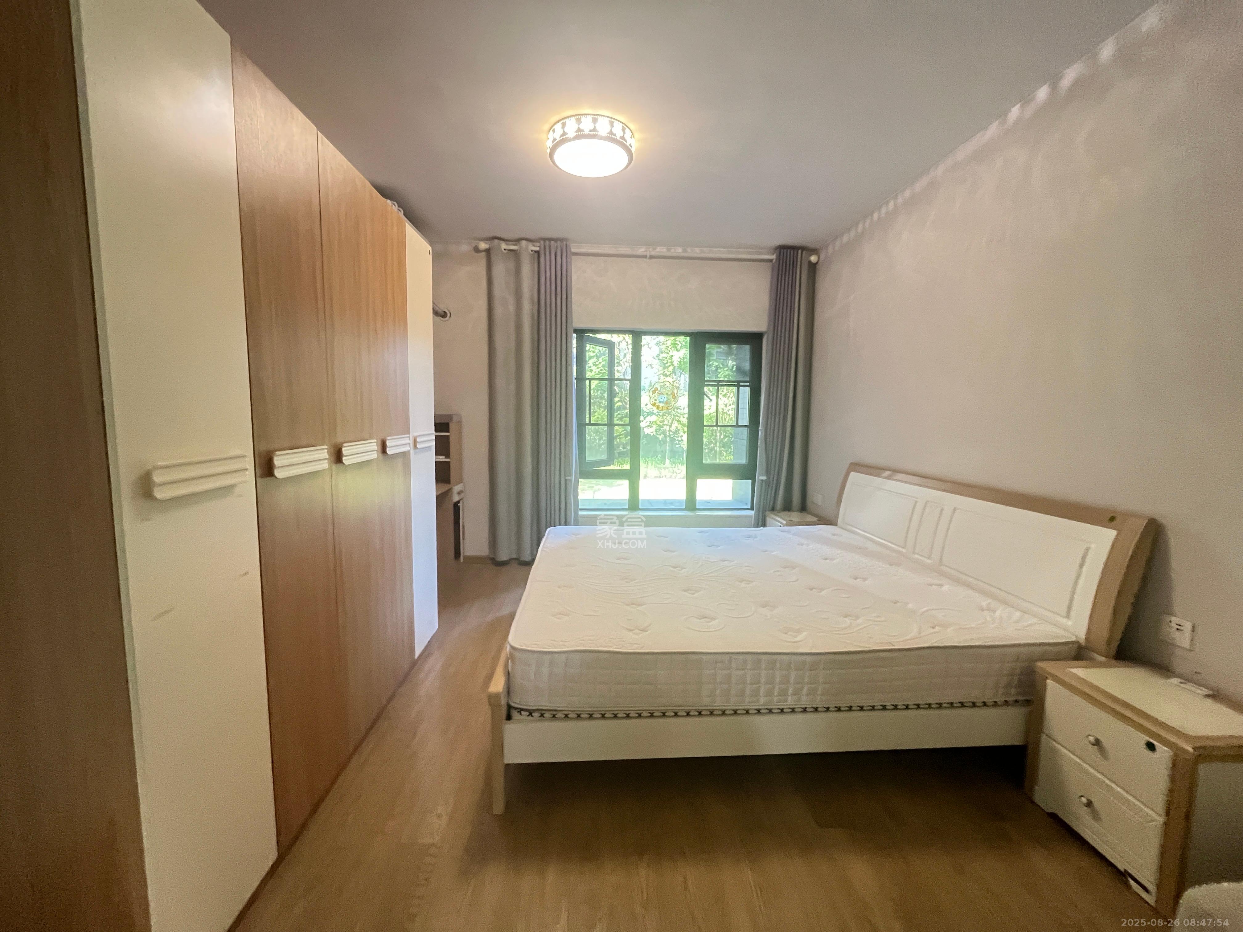 时代倾城三期 4室2厅2卫 2200.0元/月 时代倾城三期 4室2厅2卫 2200.0元/月室内图