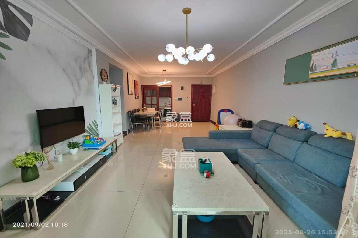 恒大绿洲 3室2厅2卫 2500.0元/月 恒大绿洲 3室2厅2卫 2500.0元/月室内图