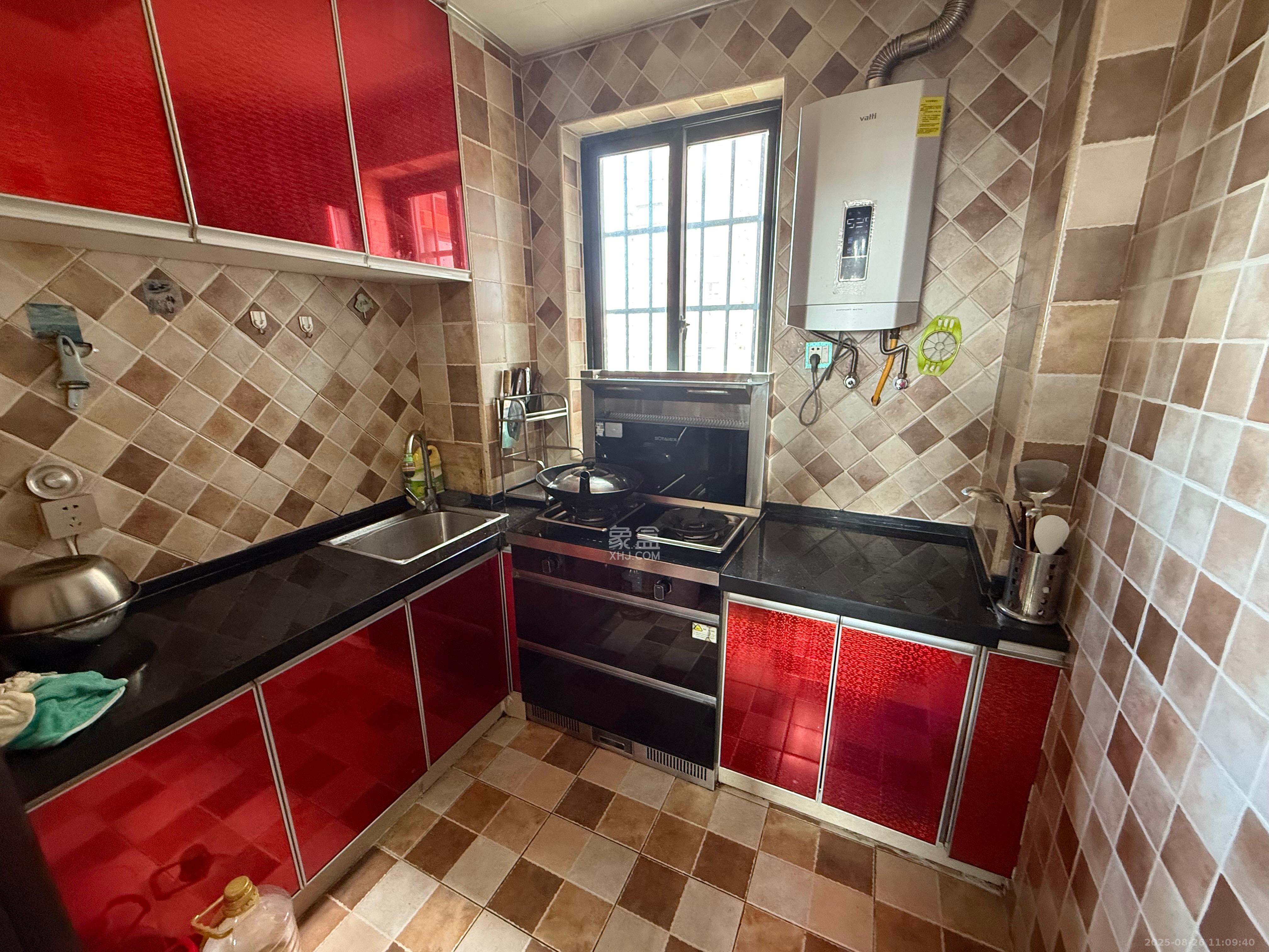 东玺门  4室2厅2卫    3500.0元/月 东玺门  4室2厅2卫    3500.0元/月室内图