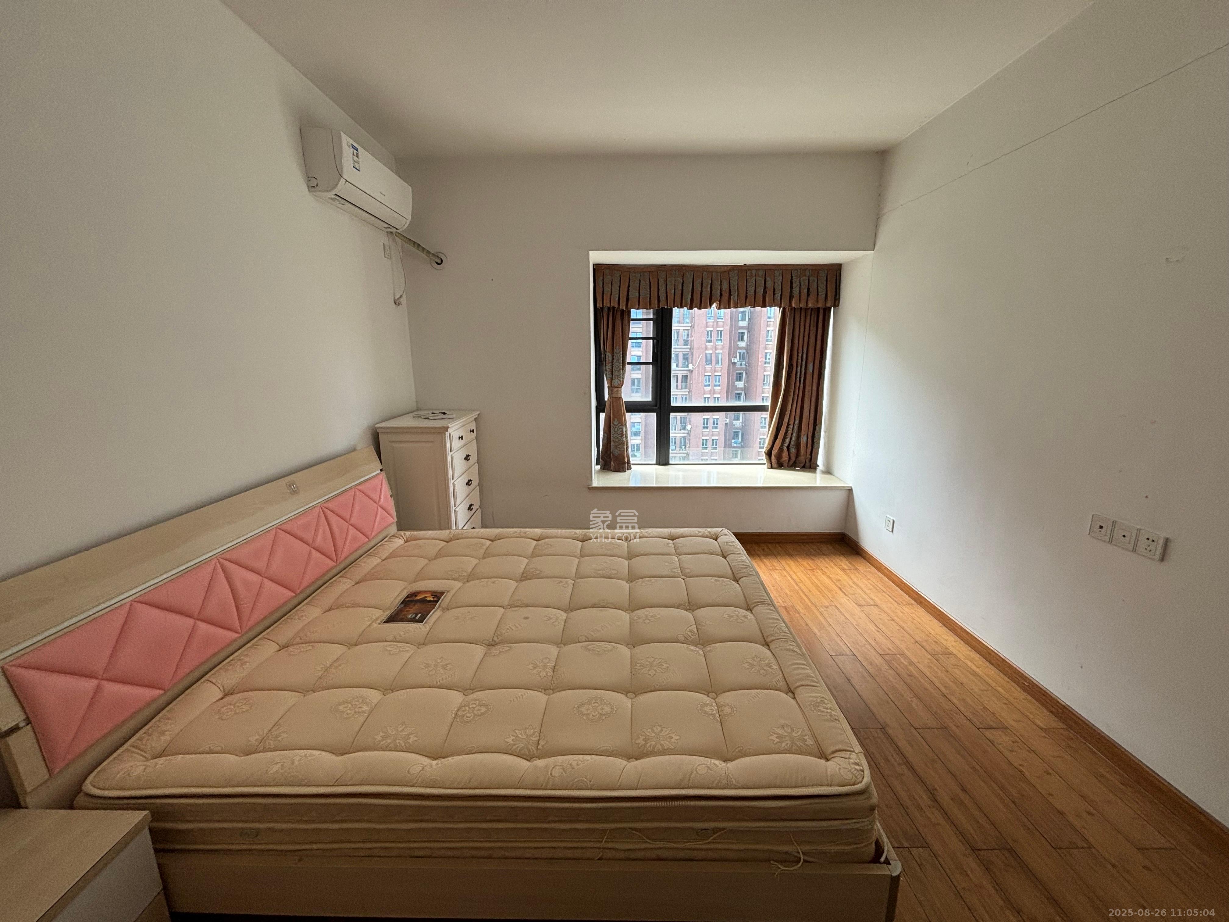 茂华国际湘  3室2厅2卫    3000.0元/月室内图