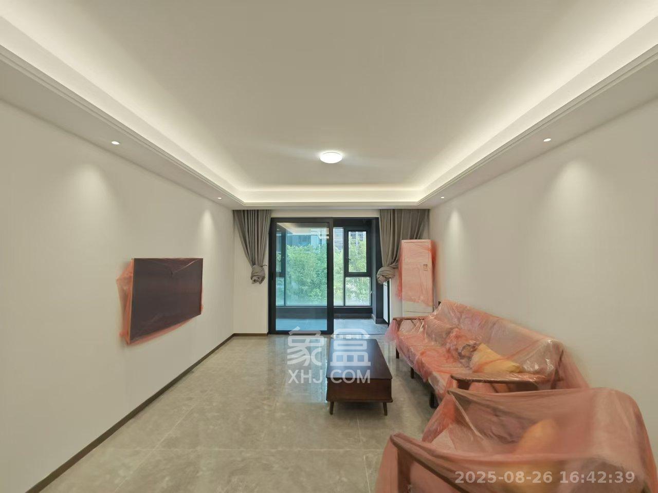 招商雍山湖 4室2厅2卫 3200.0元/月 招商雍山湖 4室2厅2卫 3200.0元/月室内图