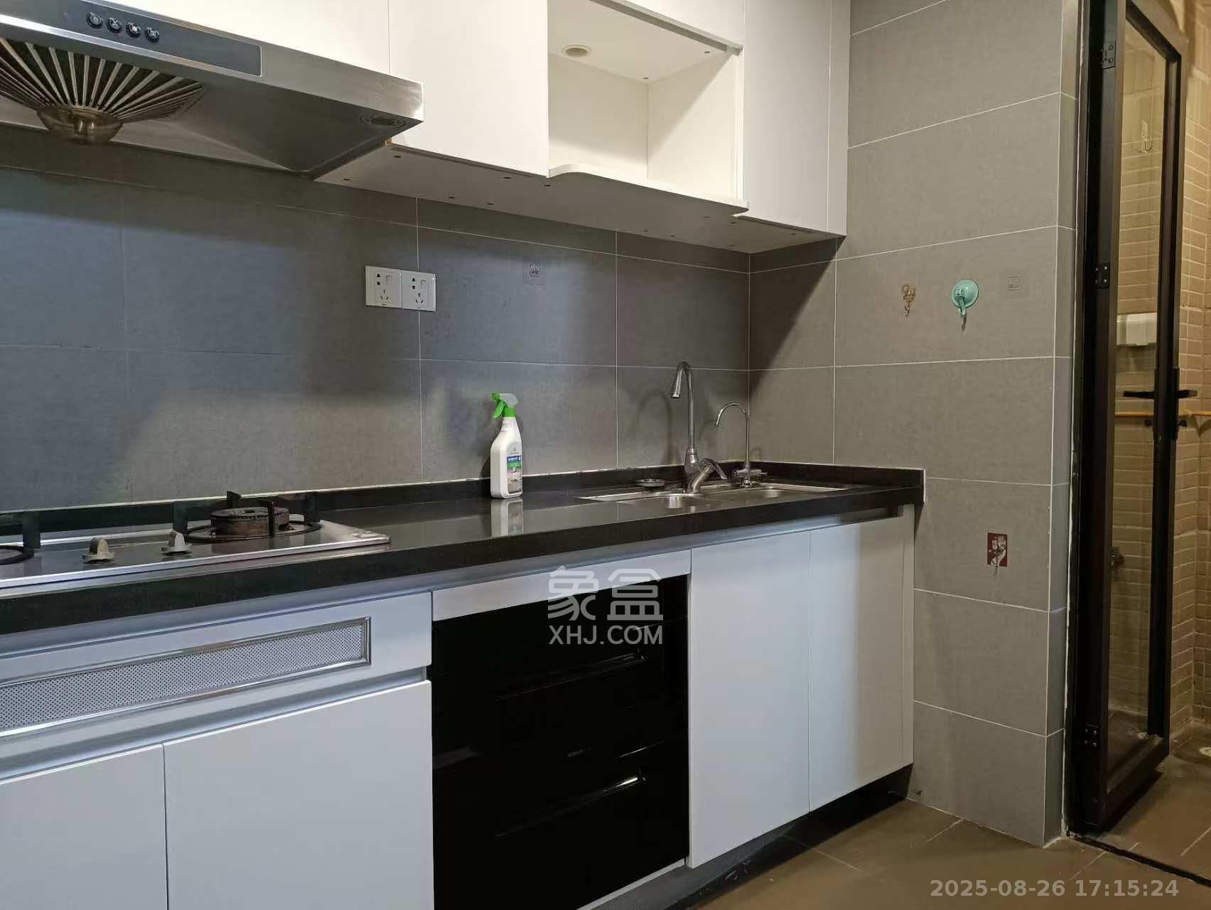 时代倾城二期 2室2厅2卫 1900.0元/月 时代倾城二期 2室2厅2卫 1900.0元/月室内图