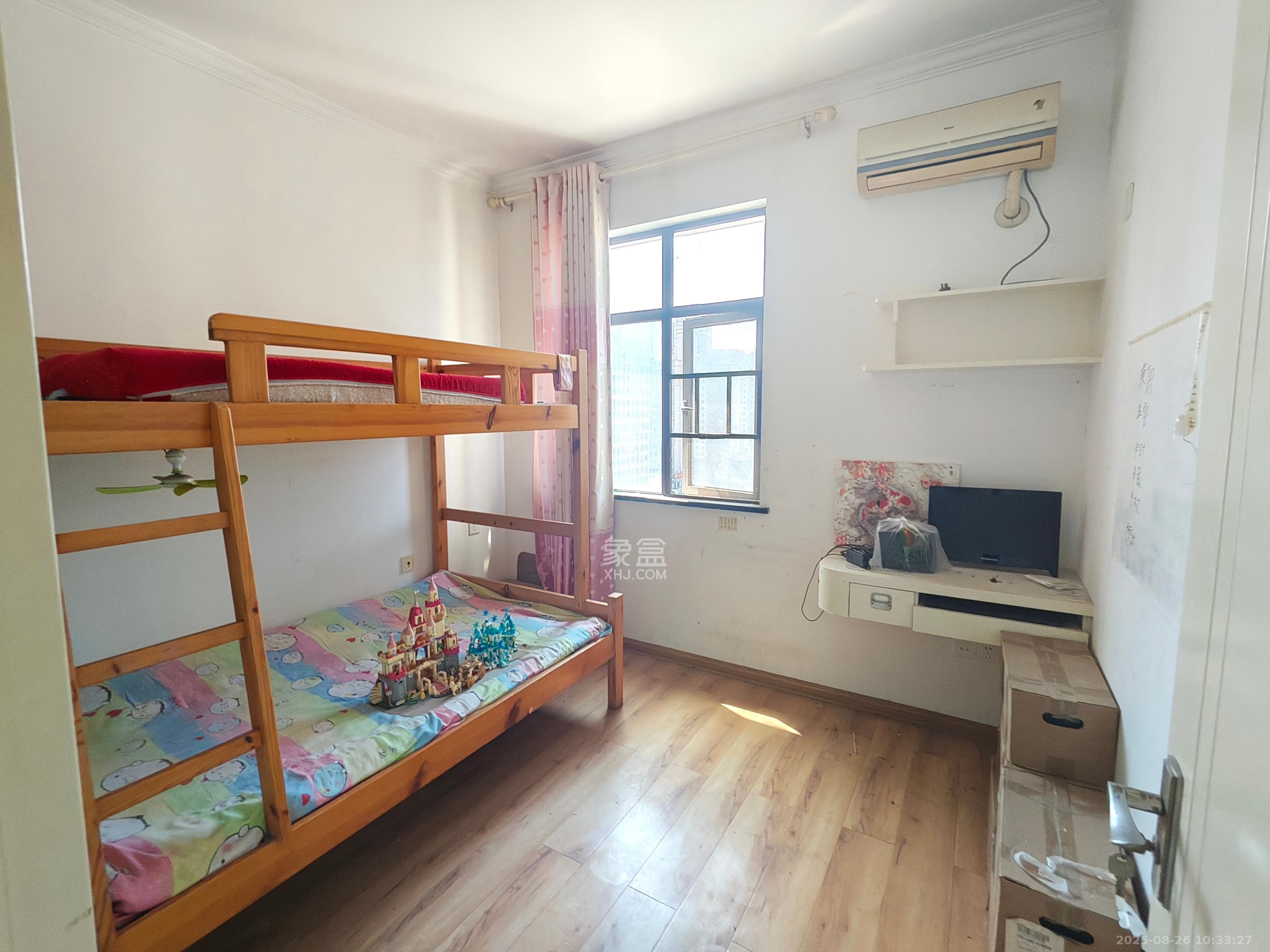 阳光丽城一期  2室1厅1卫    1800.0元/月 阳光丽城一期  2室1厅1卫    1800.0元/月室内图