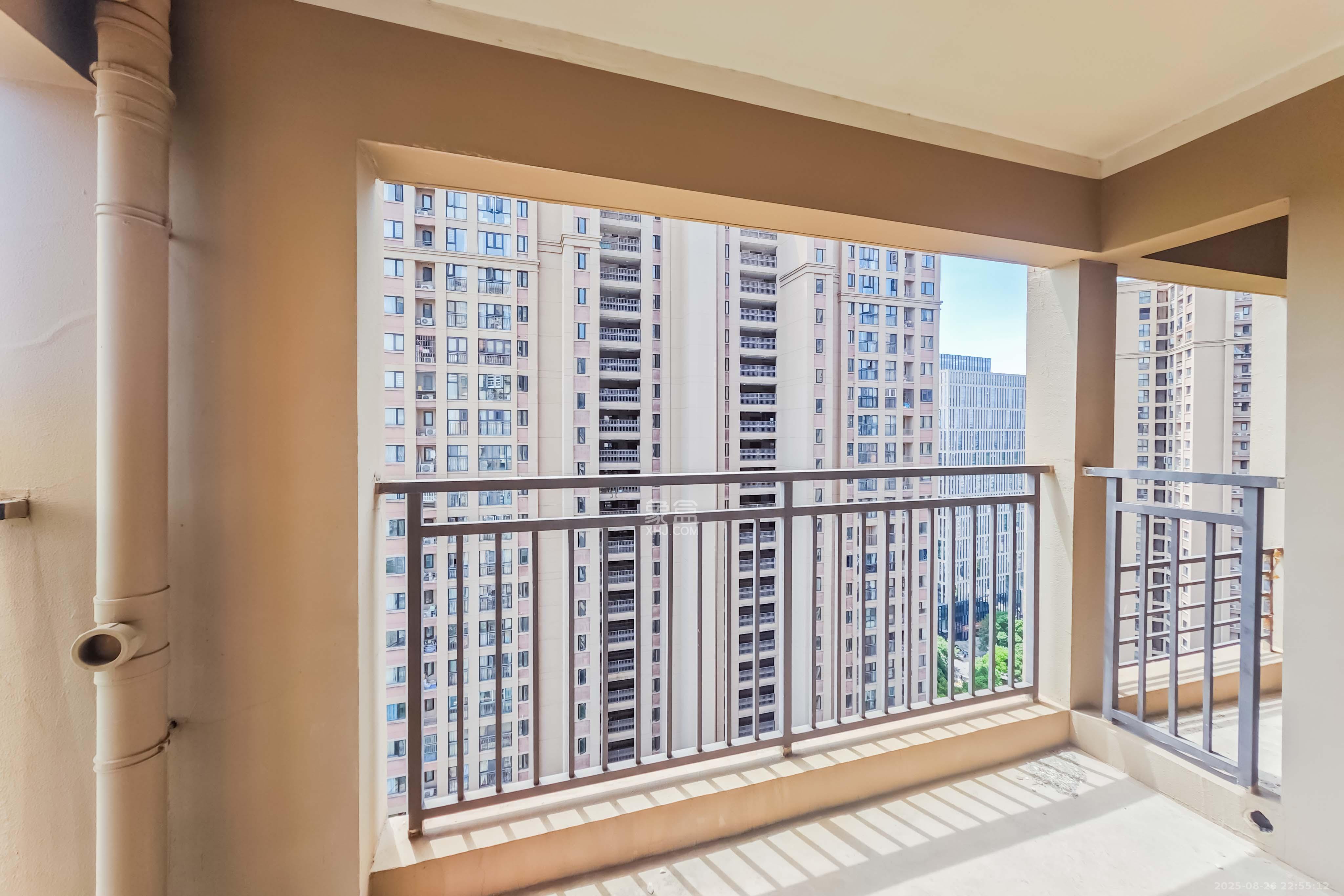 旭辉香樟公馆  3室2厅1卫    83.0万 旭辉香樟公馆  3室2厅1卫    83.0万其他