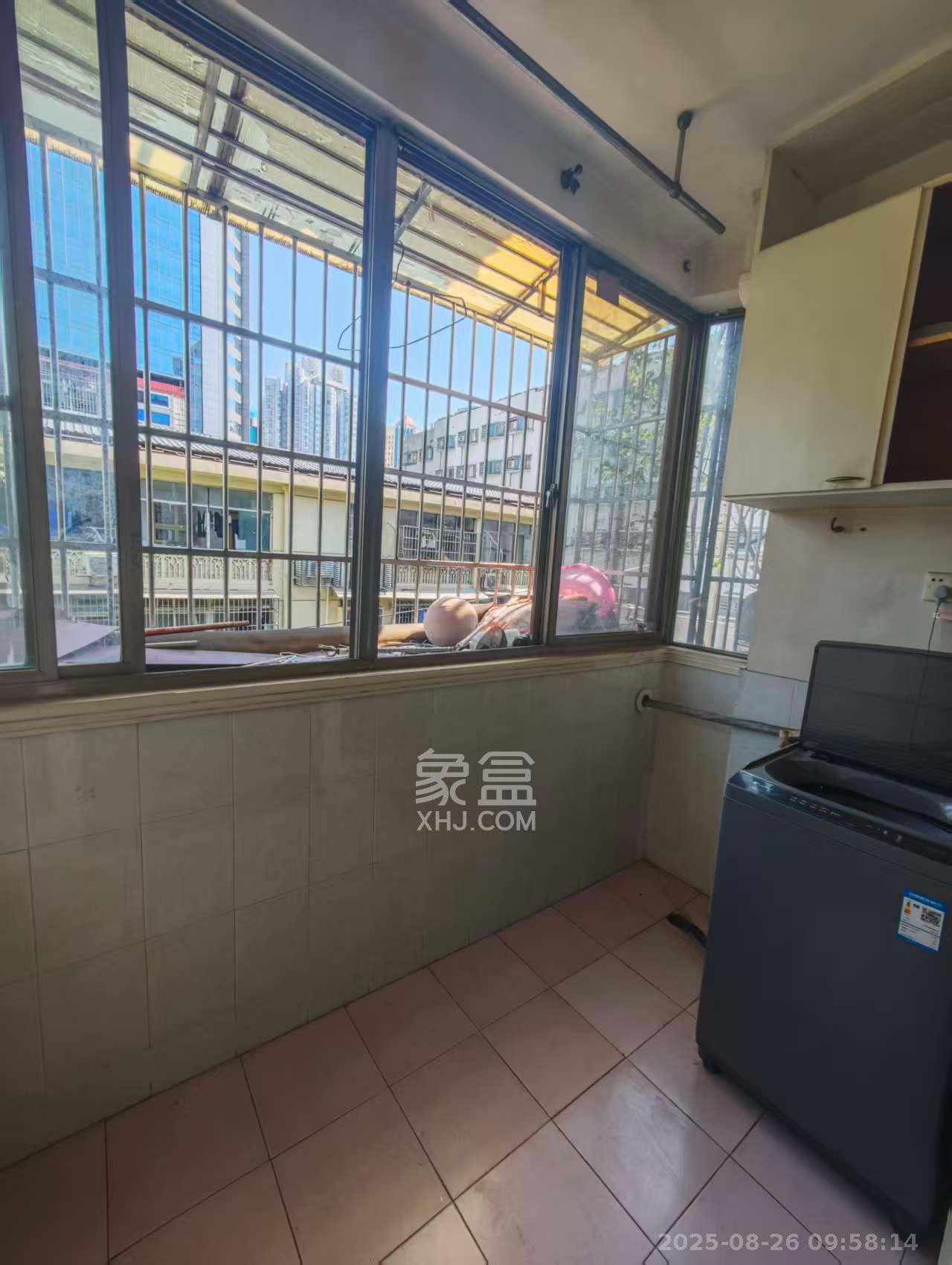 省工行家属楼 3室2厅2卫 3000.0元/月 省工行家属楼 3室2厅2卫 3000.0元/月室内图