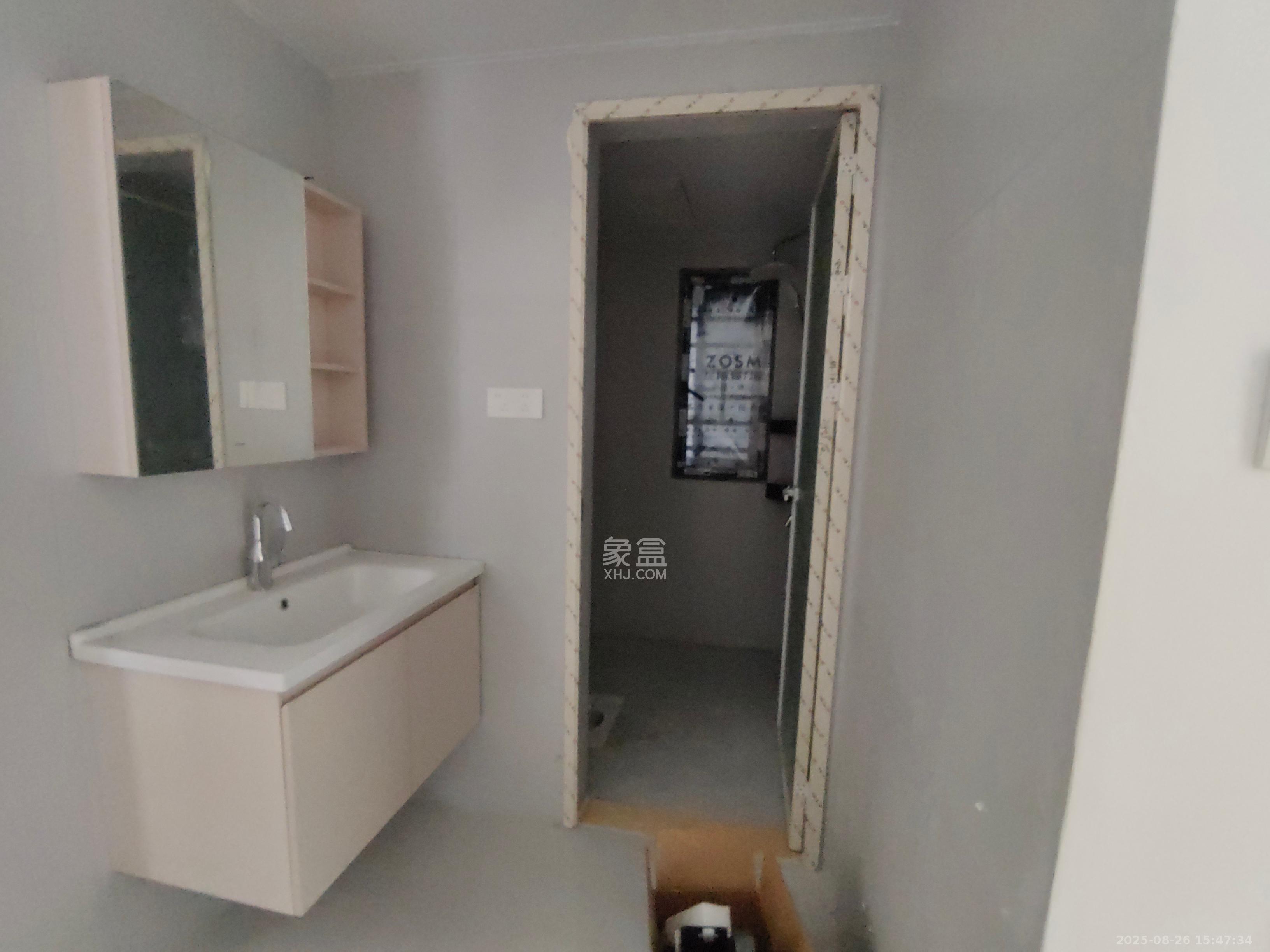 金科集美天辰 3室2厅2卫 2500.0元/月 金科集美天辰 3室2厅2卫 2500.0元/月室内图