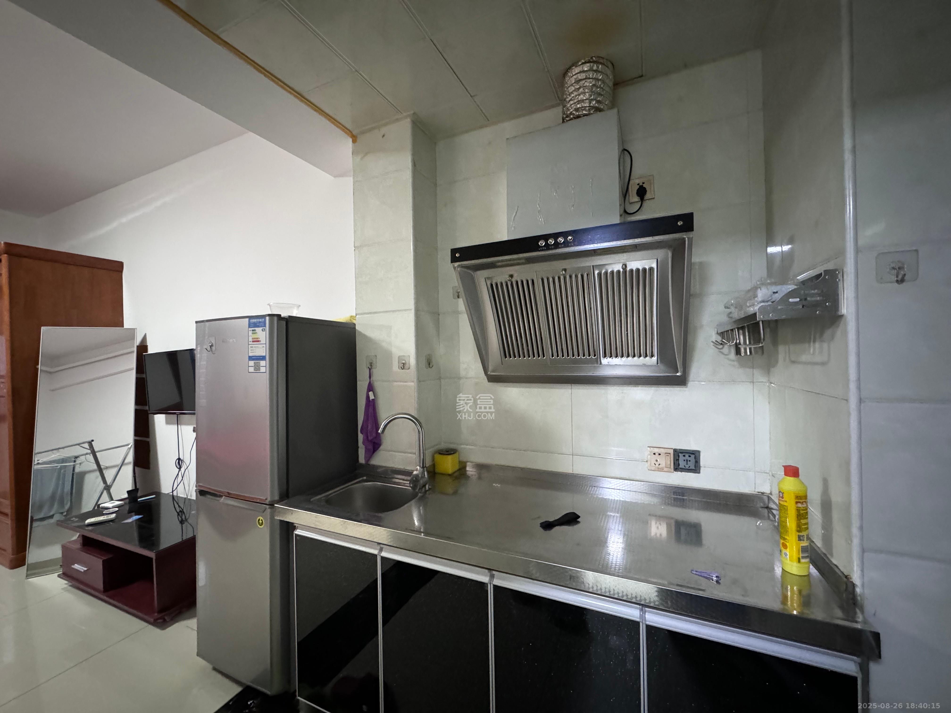 钰龙天下二期（钰龙佳园）  1室1厅1卫    1000.0元/月室内图