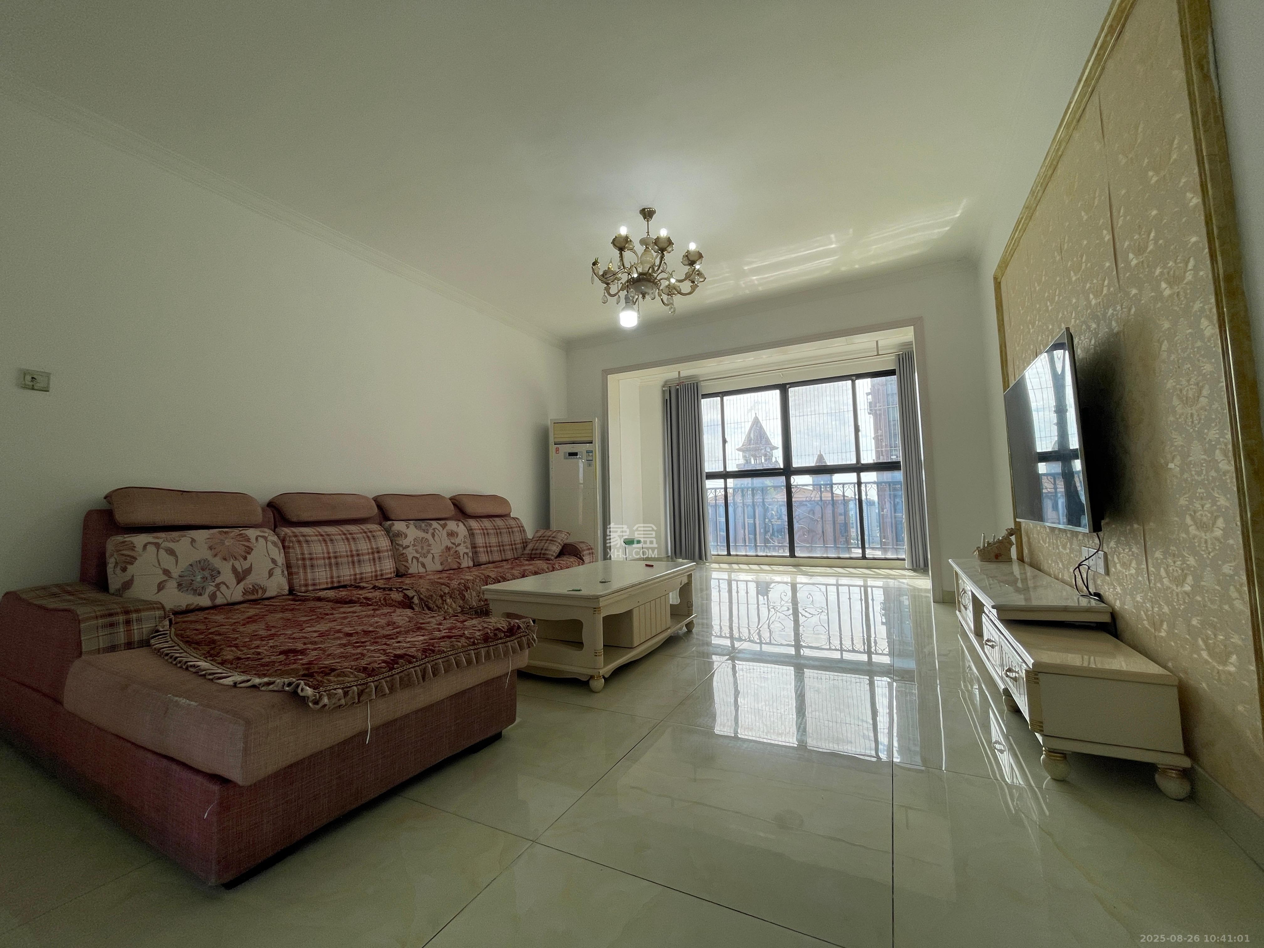 康桥长郡  4室2厅2卫    2400.0元/月 康桥长郡  4室2厅2卫    2400.0元/月