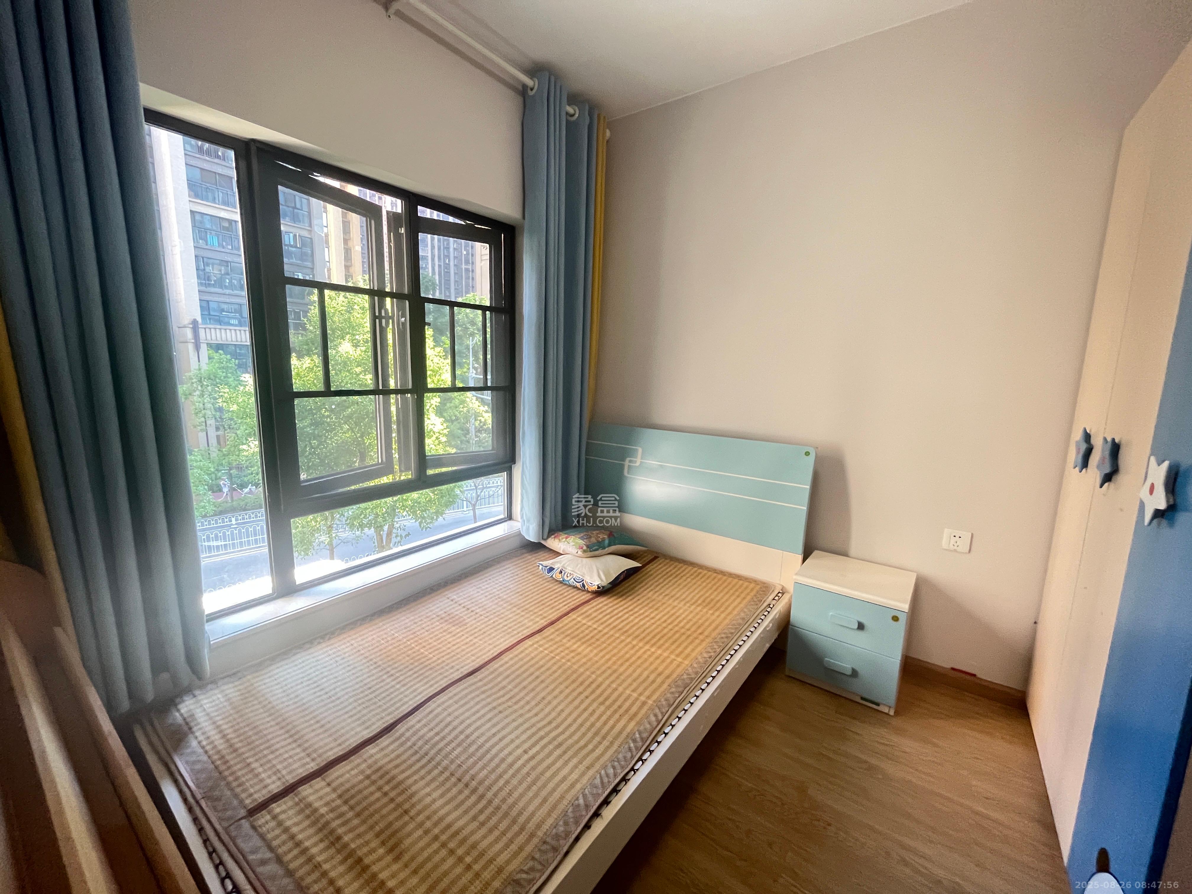 时代倾城三期 4室2厅2卫 2200.0元/月 时代倾城三期 4室2厅2卫 2200.0元/月室内图