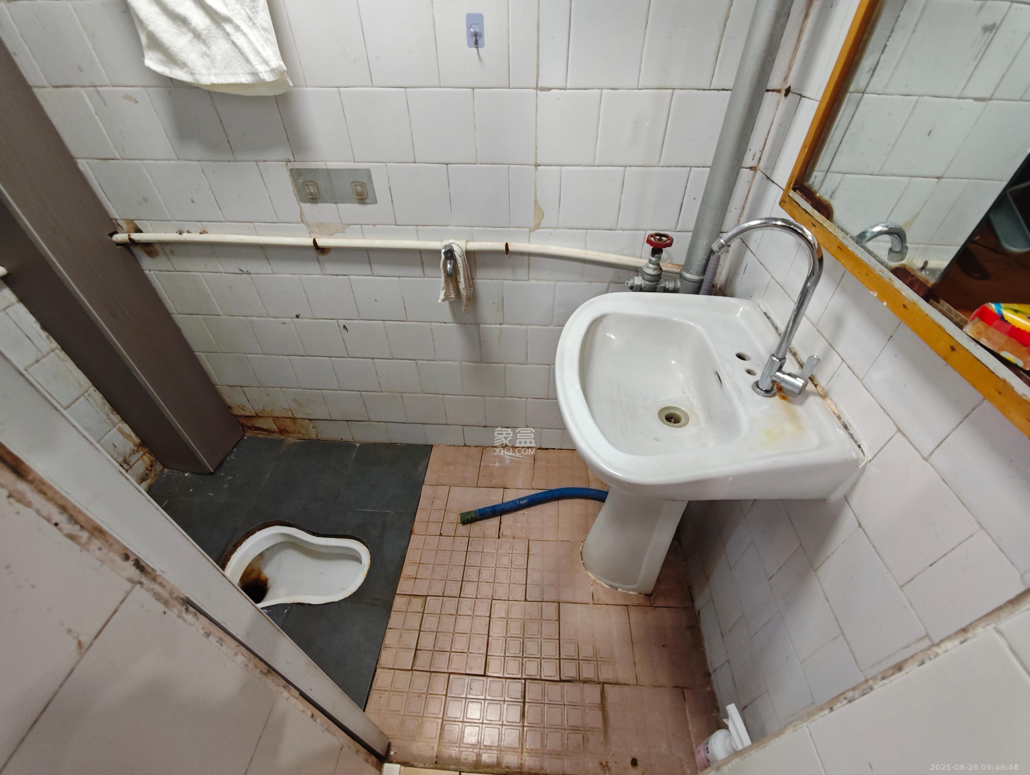 群芳园 2室1厅1卫 1500.0元/月 群芳园 2室1厅1卫 1500.0元/月室内图