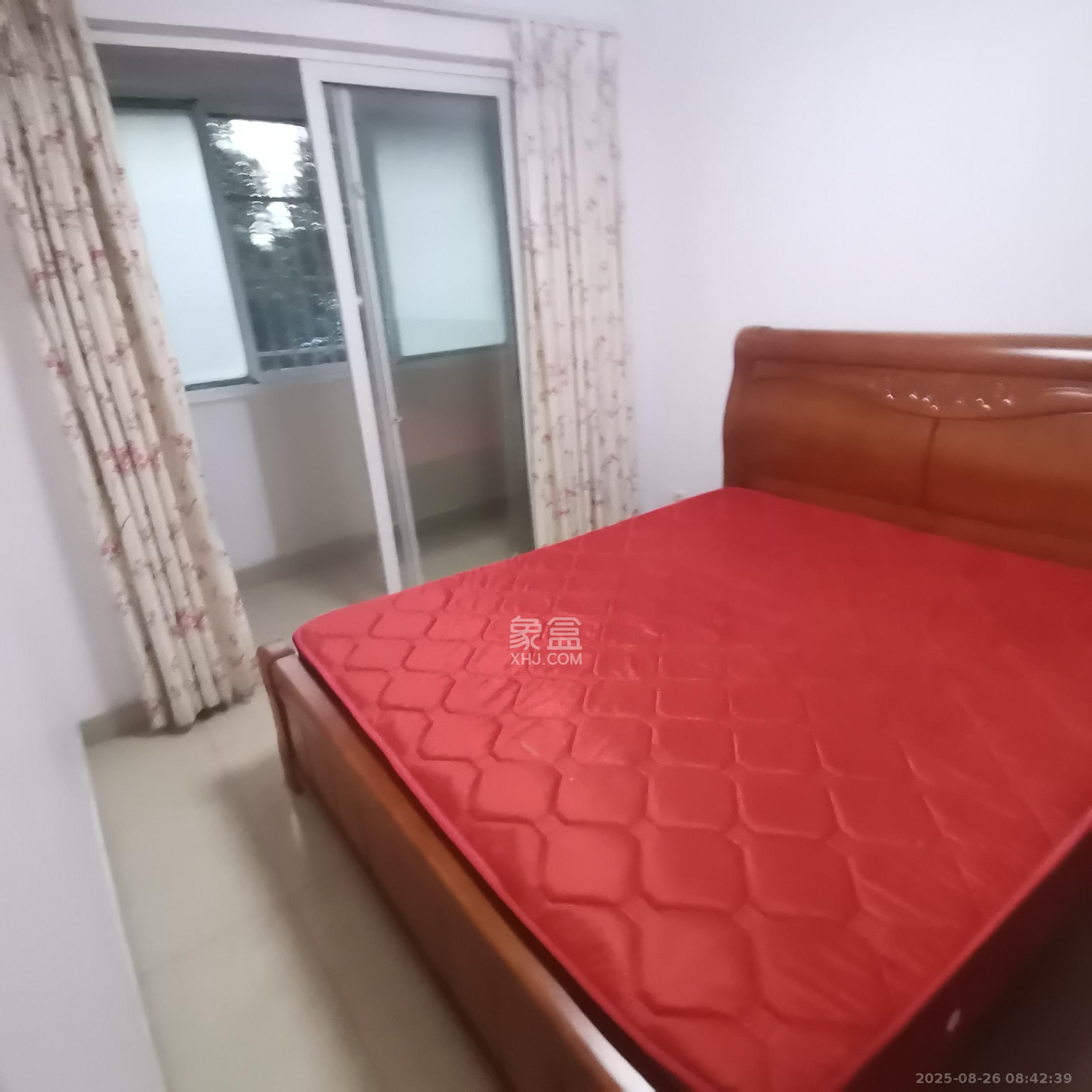 长房凤凰佳园 1室1厅1卫 1300.0元/月 长房凤凰佳园 1室1厅1卫 1300.0元/月室内图