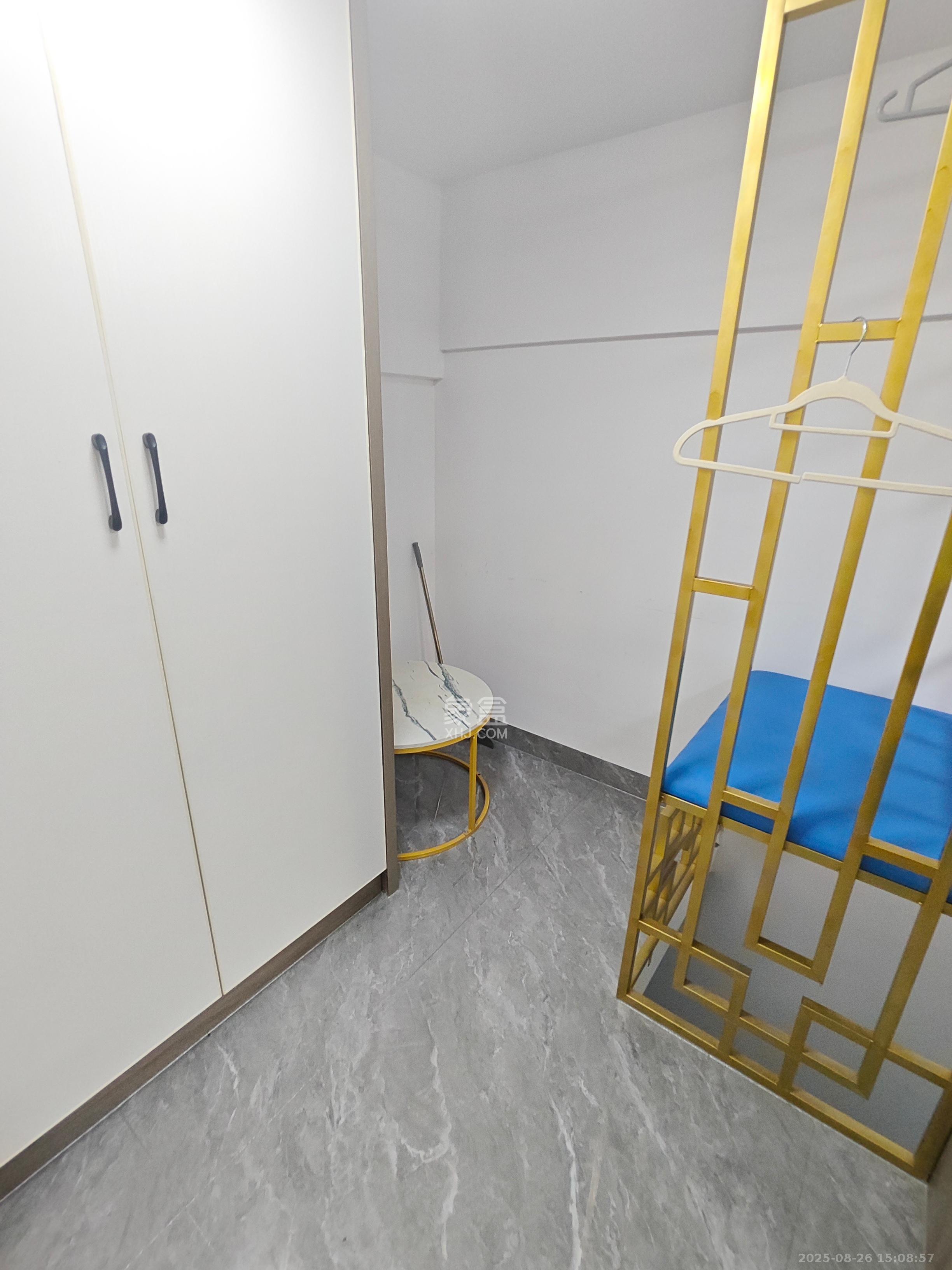 金地中交麓谷香颂(金地中交雅苑) 1室0厅0卫 1300.0元/月 金地中交麓谷香颂(金地中交雅苑) 1室0厅0卫 1300.0元/月室内图