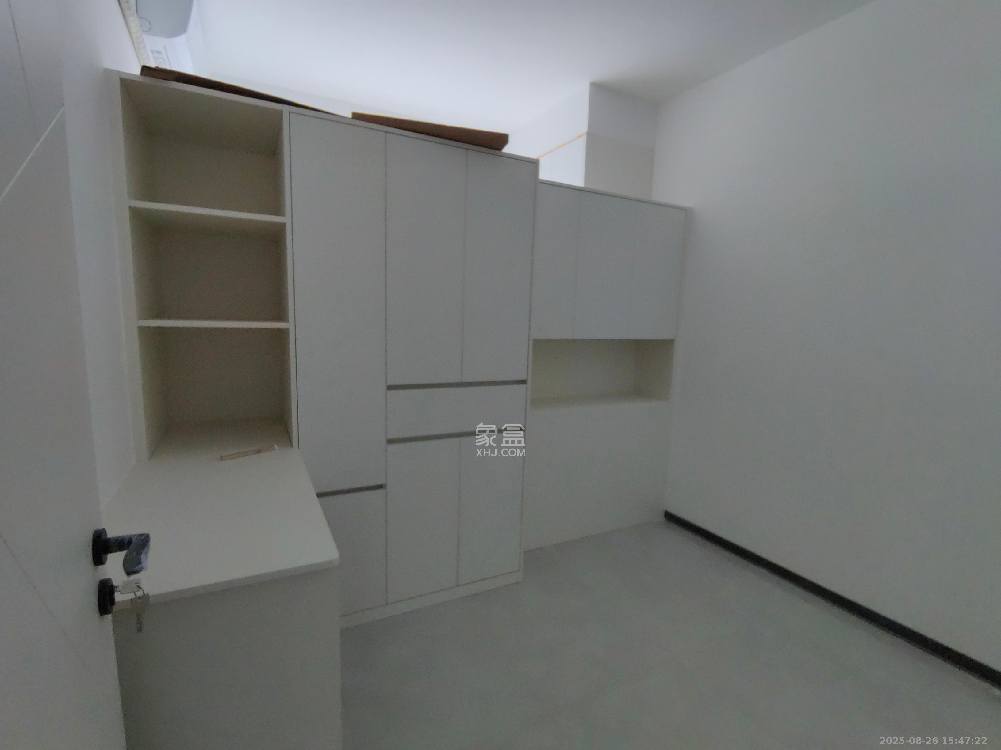 金科集美天辰 3室2厅2卫 2500.0元/月 金科集美天辰 3室2厅2卫 2500.0元/月室内图